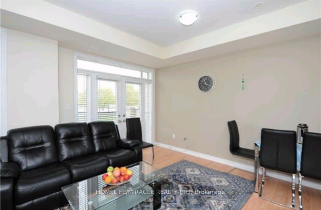 2 Bedrooms Condo at 9601 Jane, Vaughan For sale