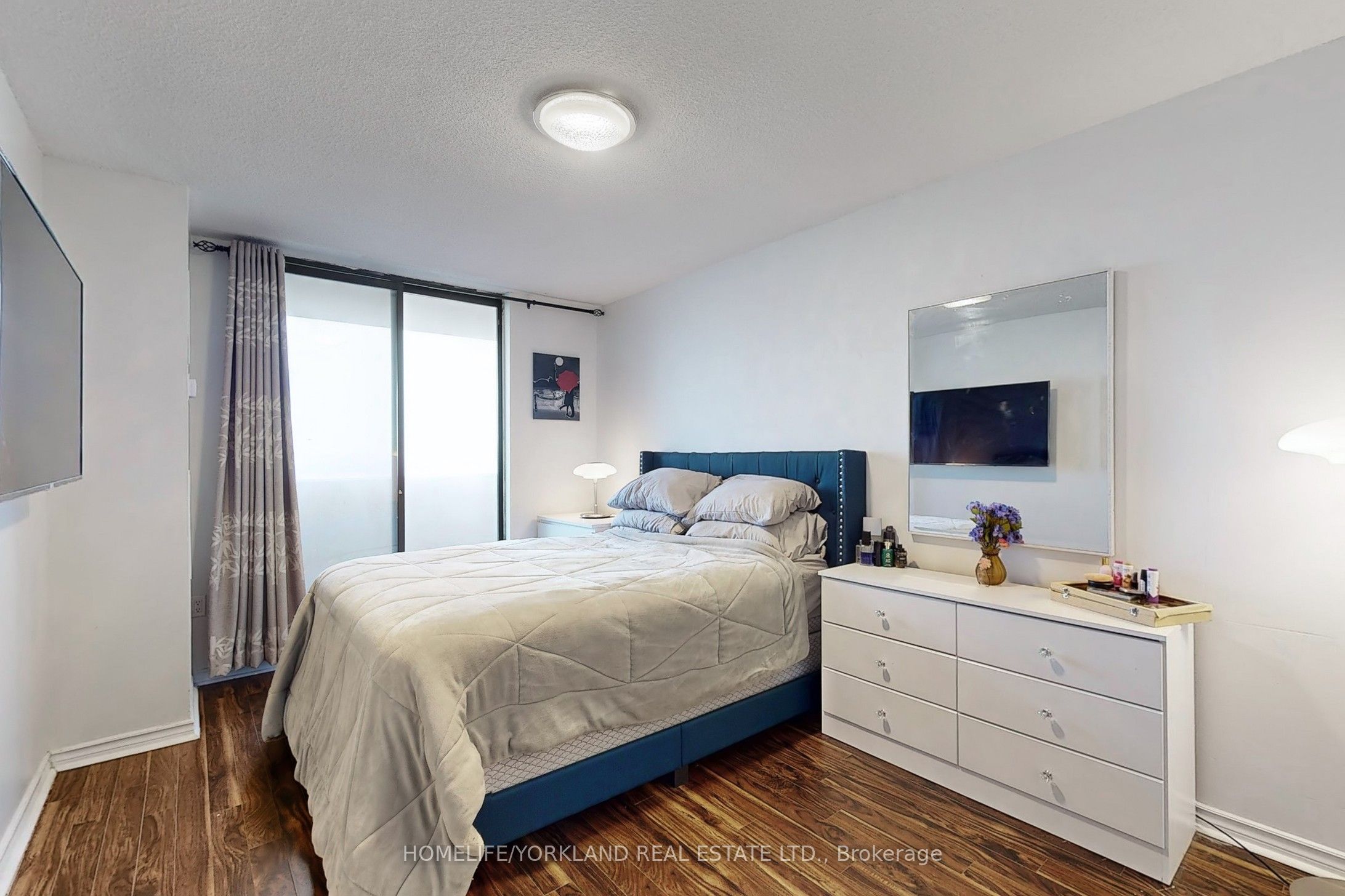 301 Prudential Drive, #1111