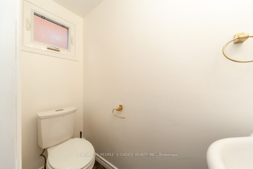 35 Fernbank Place