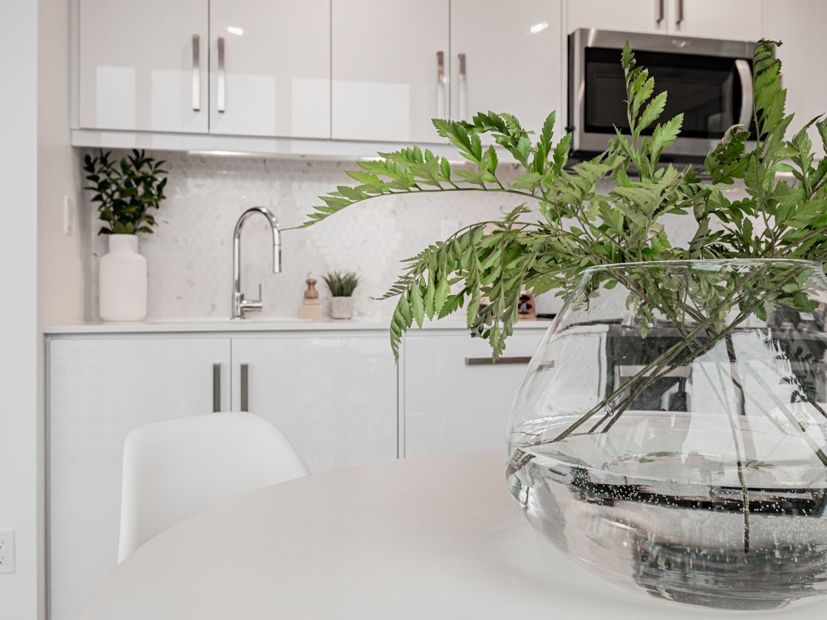 5180 Yonge Street 1107