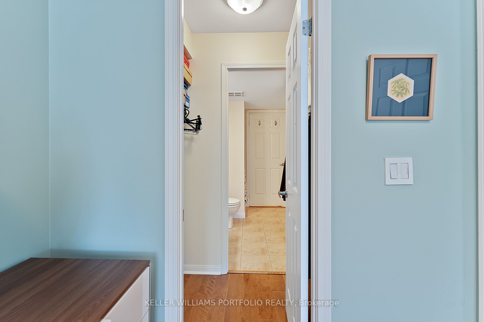 330 Adelaide Street E, #401