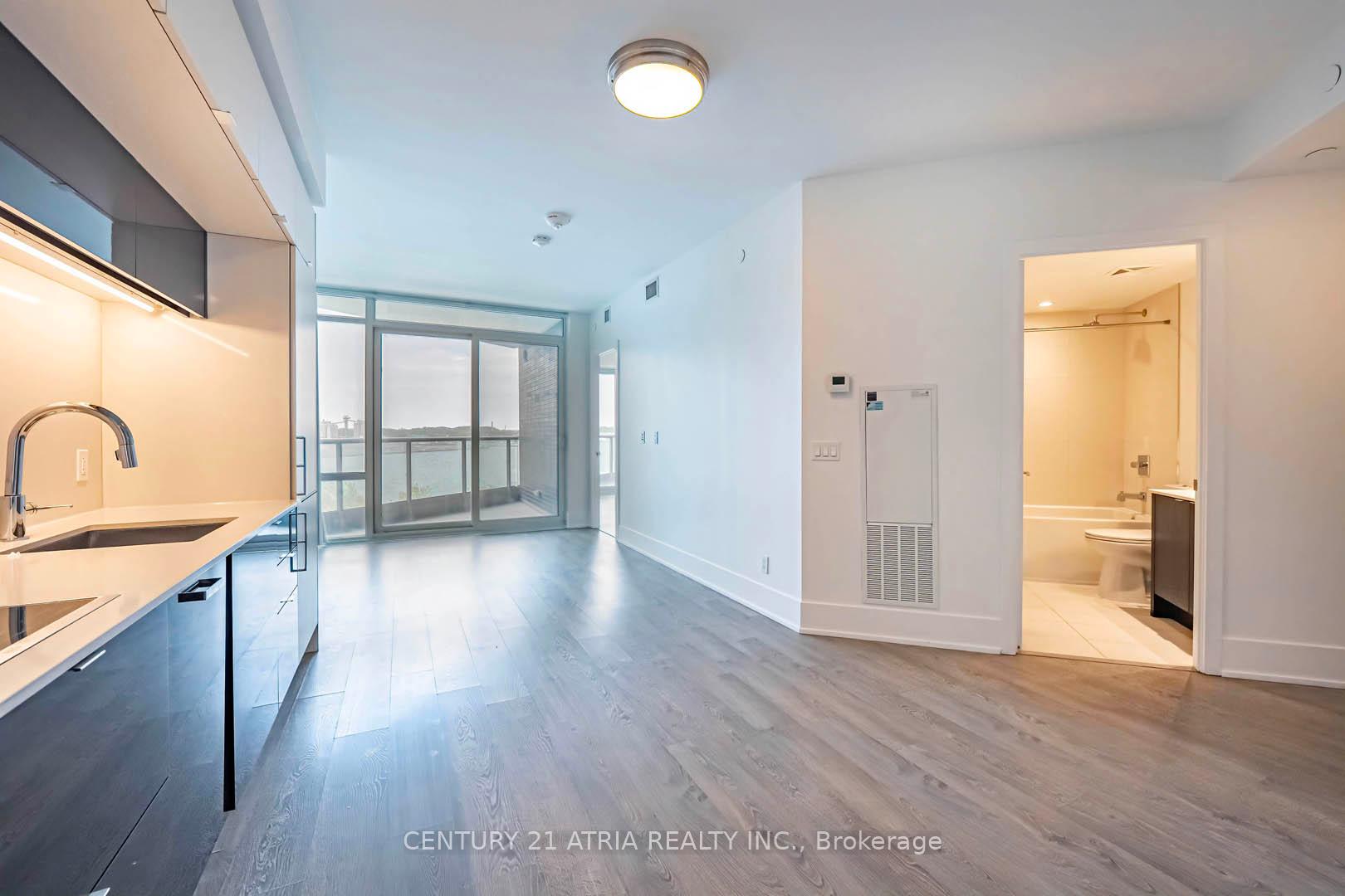 2 Bedrooms Condo at 1 Edgewater, Toronto For sale