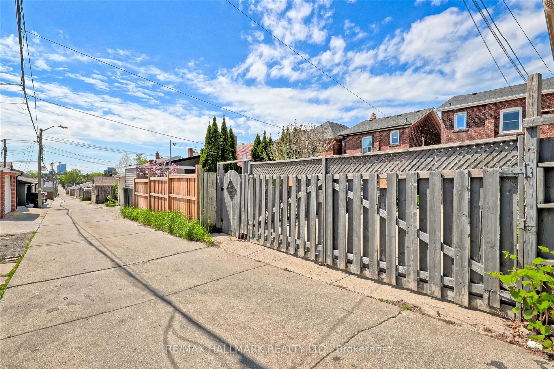161 Sellers Avenue, Toronto, ON M6E 3V1