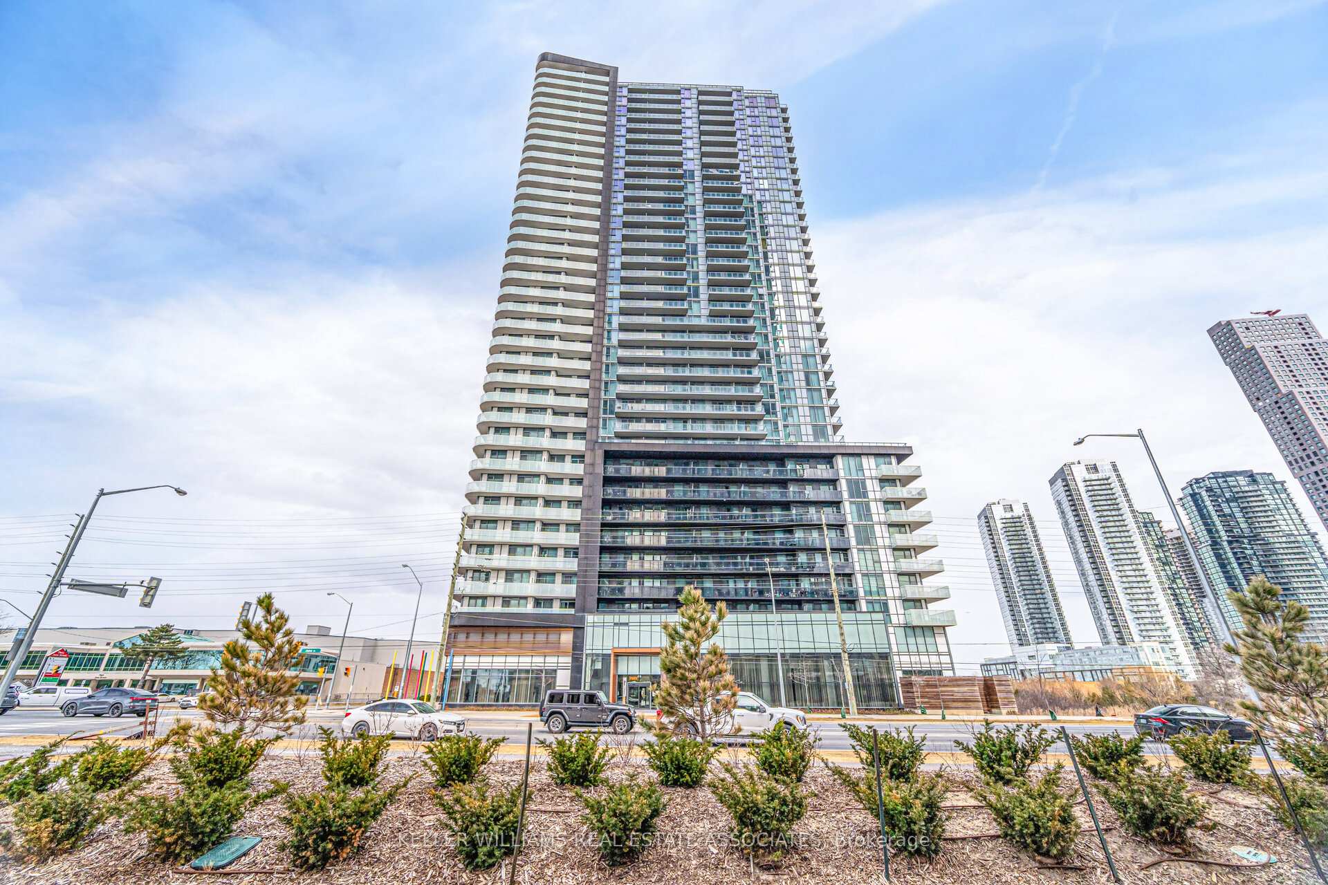2 Bedrooms Condo at 7895 Jane, Vaughan For sale