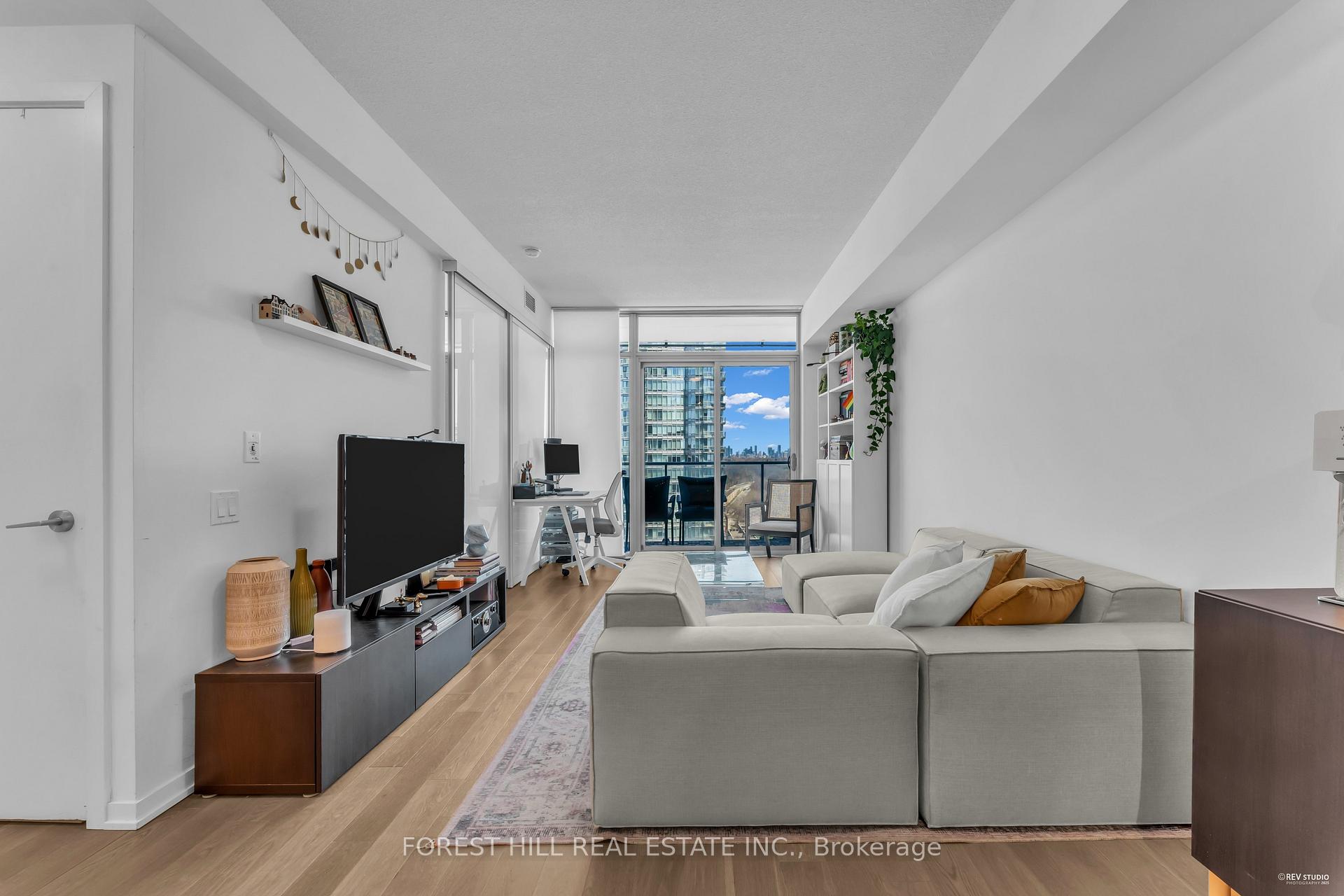 1 Bedroom Condo at 103 The Queensway, Toronto For sale