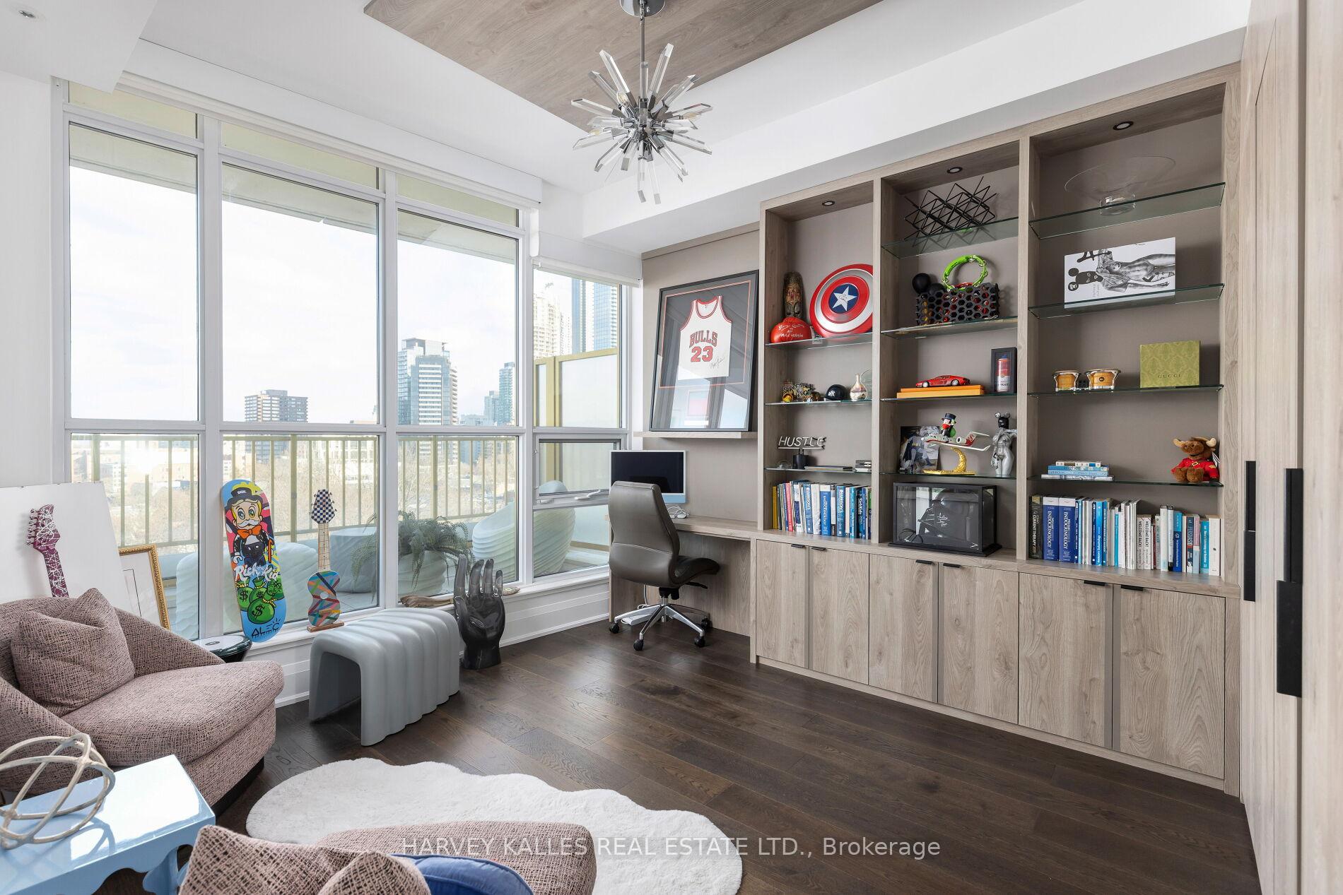 151 Avenue Road 805