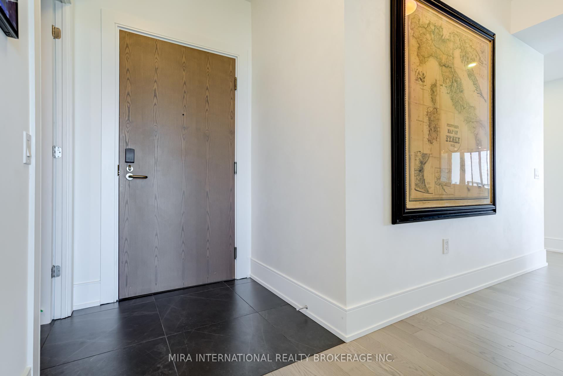 3 Bedrooms Condo at 30 Inn On The Park,  Toronto For sale