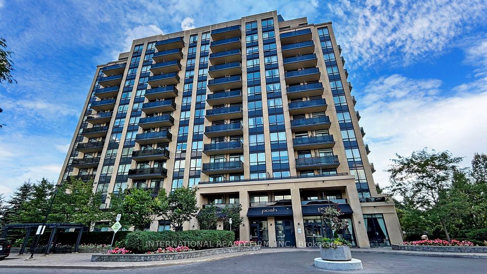 520 Steeles