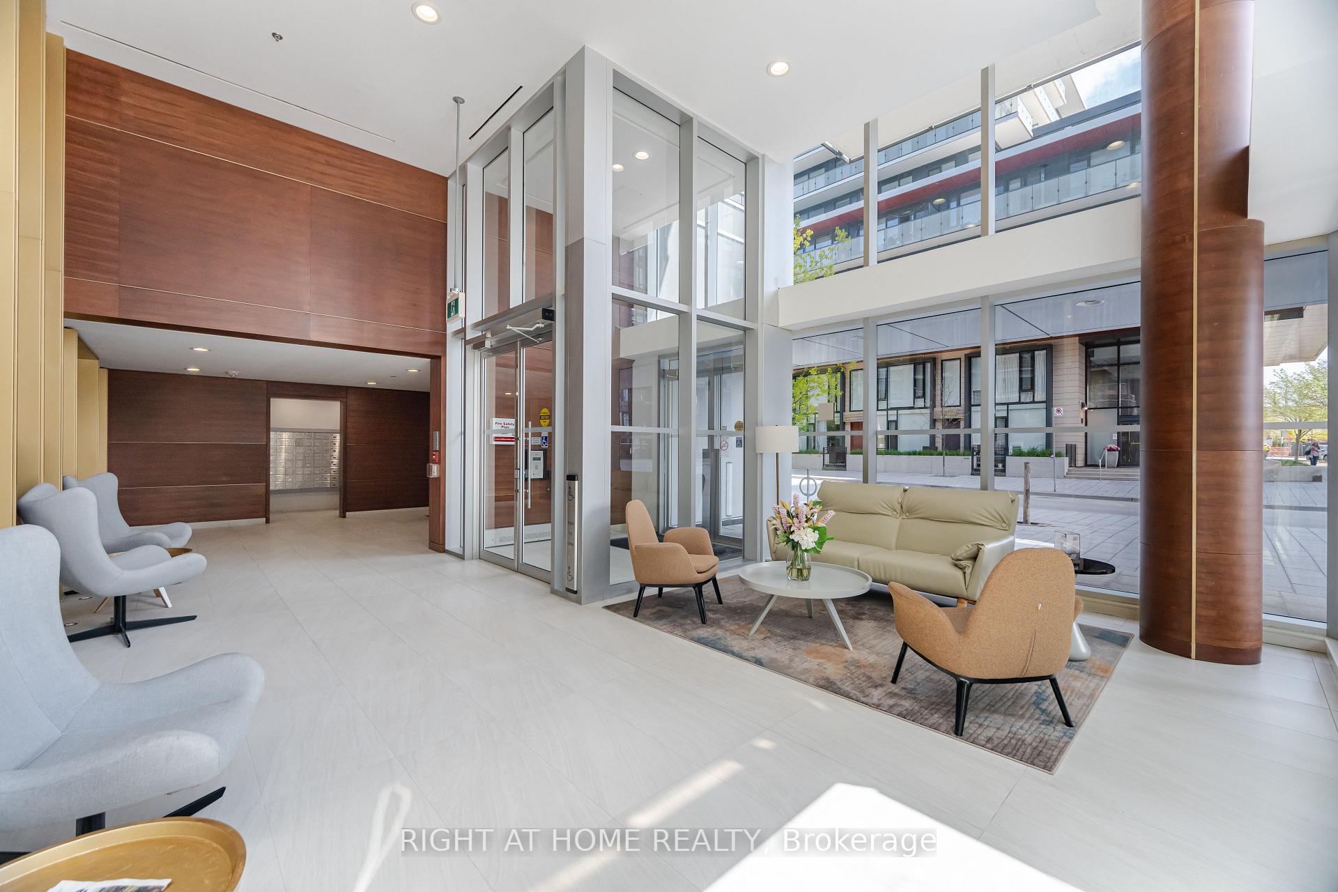 1 Bedroom Condo at 455 Front, Toronto For sale