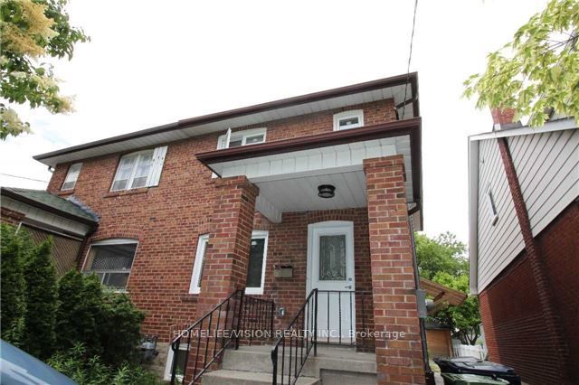 #Main - 143 Belgravia Avenue, Toronto, ON M6E 2M6