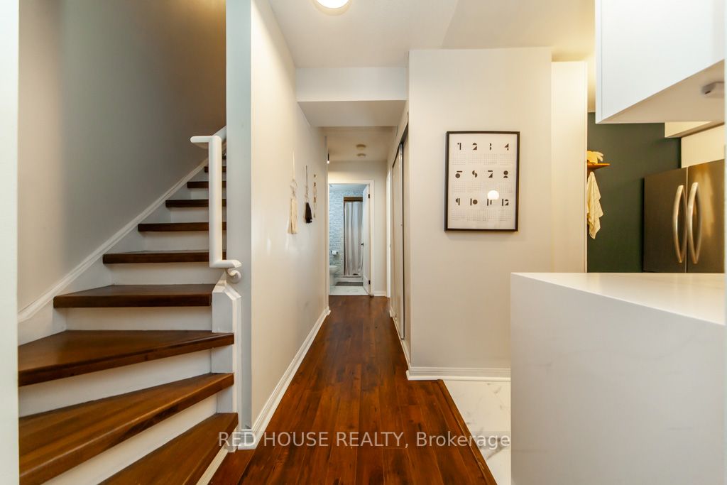 33 Canniff Street, #714