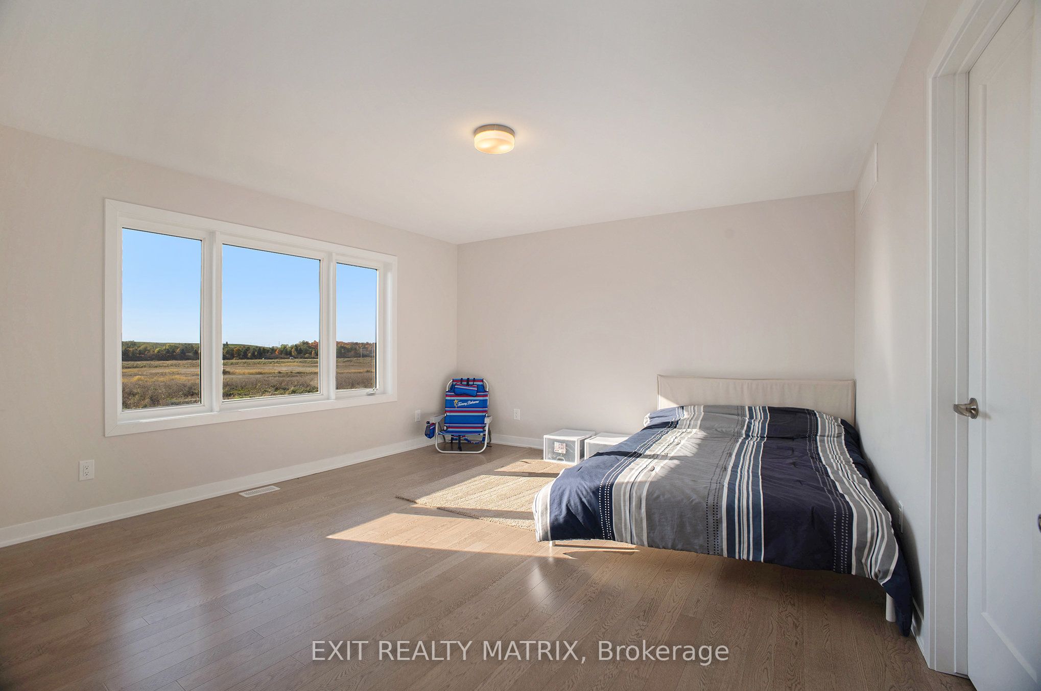 328 APPALACHIAN Circle, Barrhaven, ON K2J 6X3