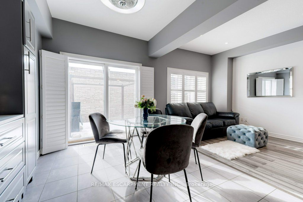 98 Shoreview Place, #12
