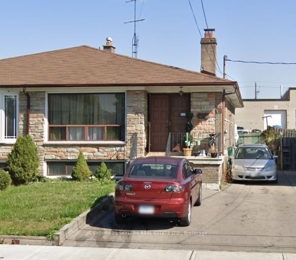 89 Navenby Crescent
