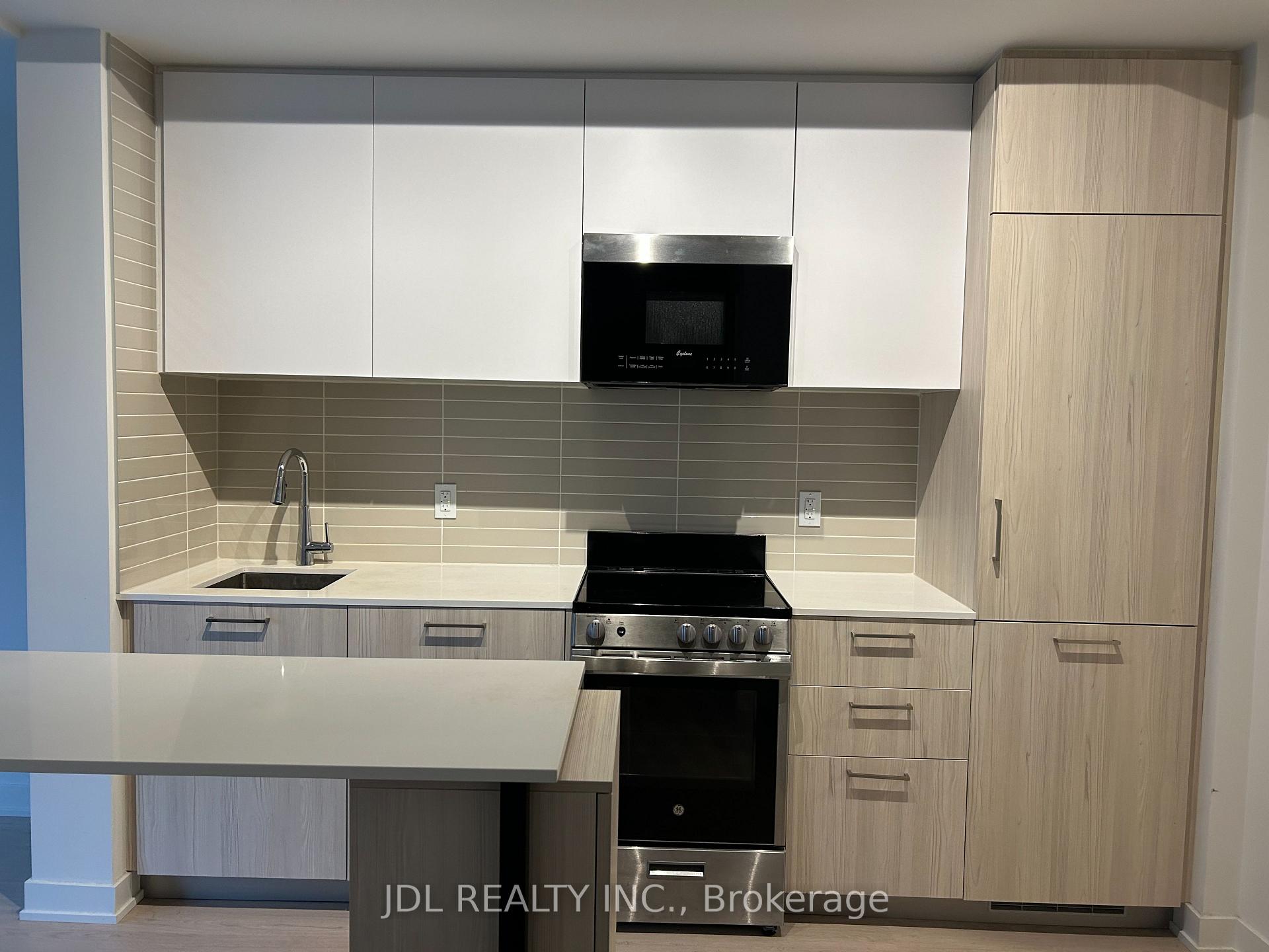 2 Bedrooms Condo at 65 Mutual, Toronto For sale
