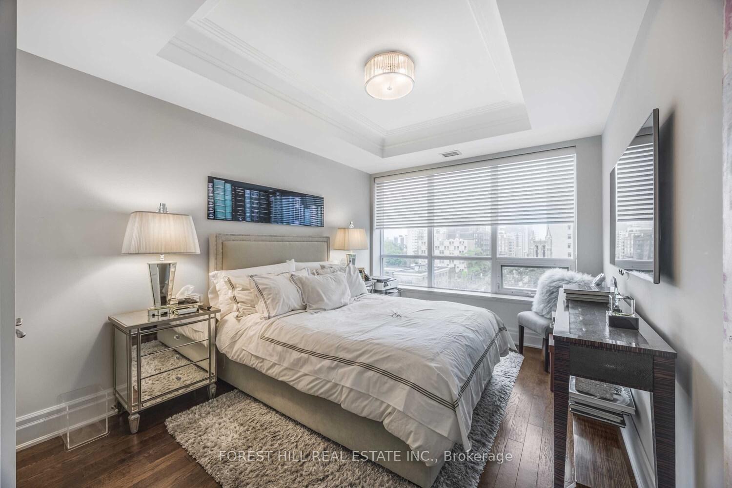 2 Bedrooms Condo at 155 St Clair, Toronto For sale