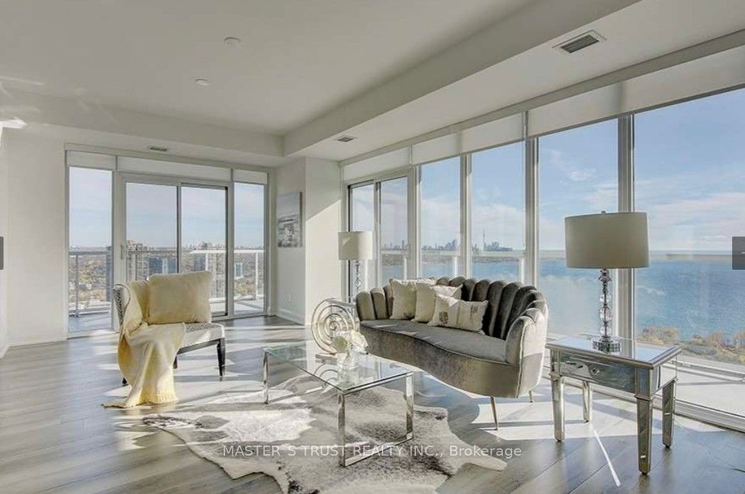 56 Annie Craig Drive, #4101
