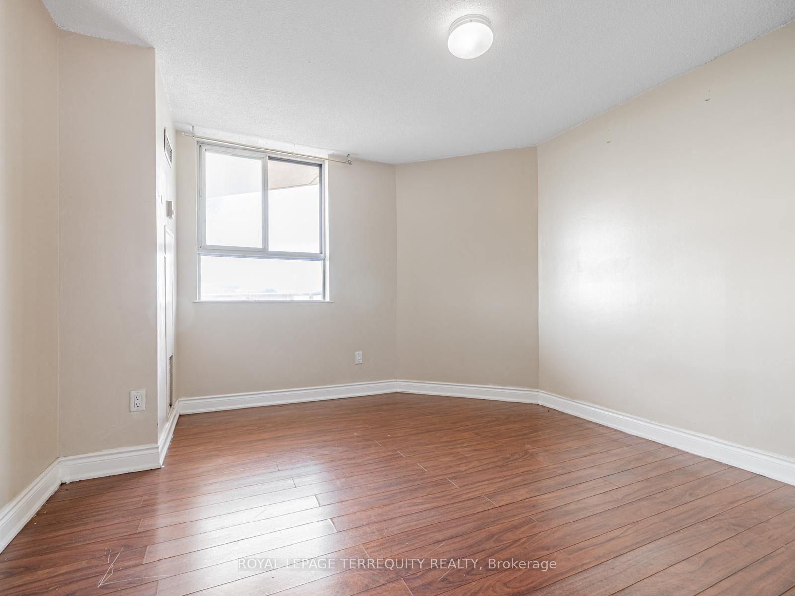 3 Bedrooms Condo at 234 Albion, Toronto For sale