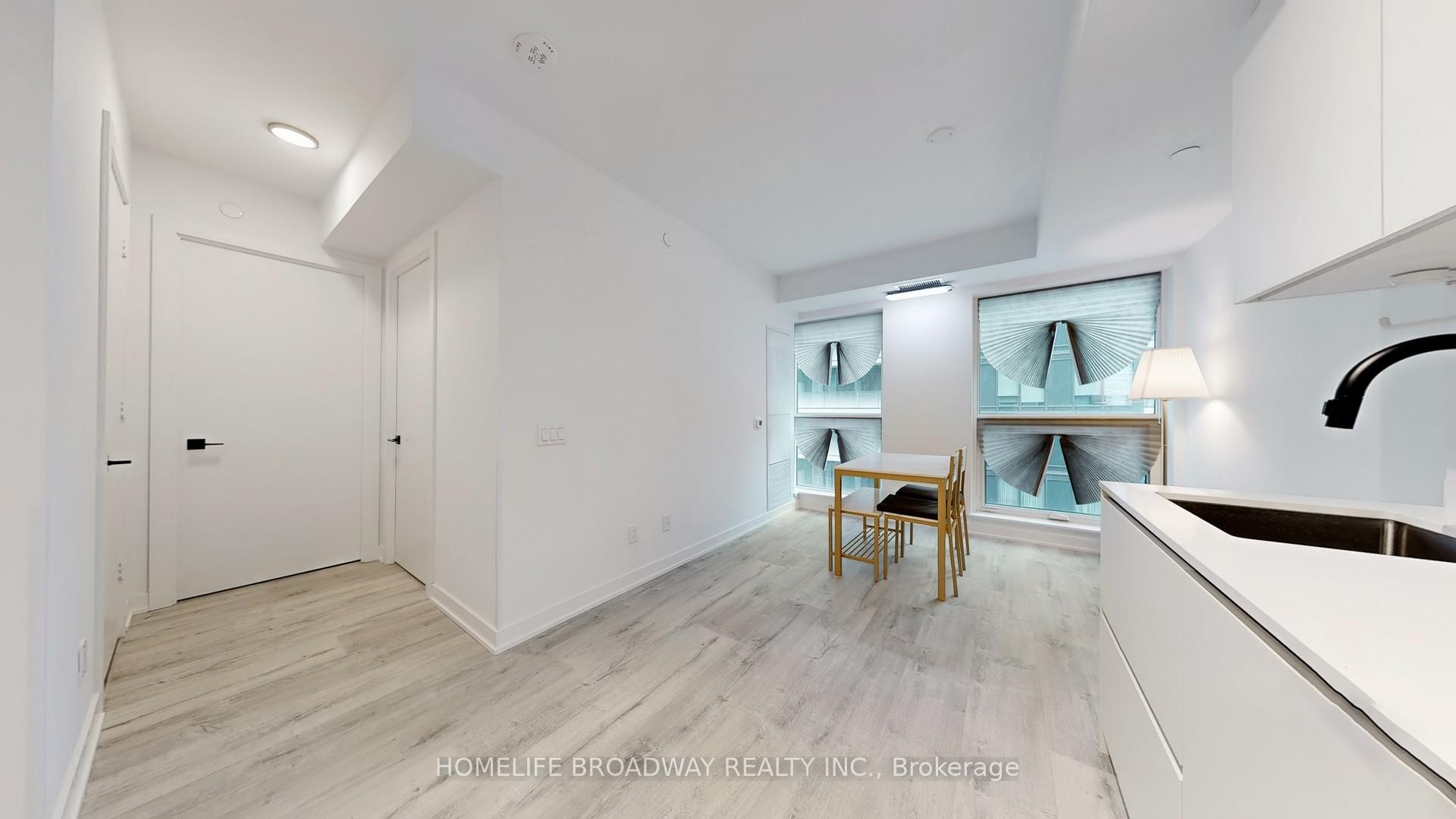 1 Bedroom Condo at 327 King, Toronto For sale