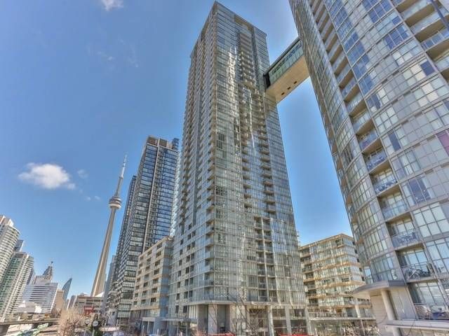 15 Iceboat Terrace 335