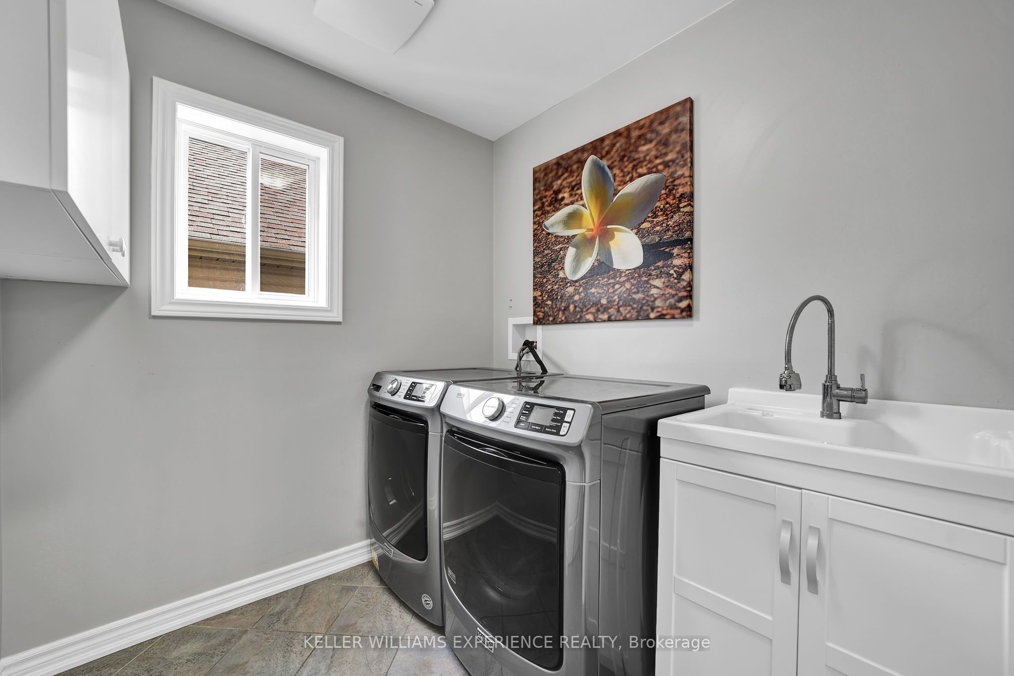 13 KAYLA Crescent