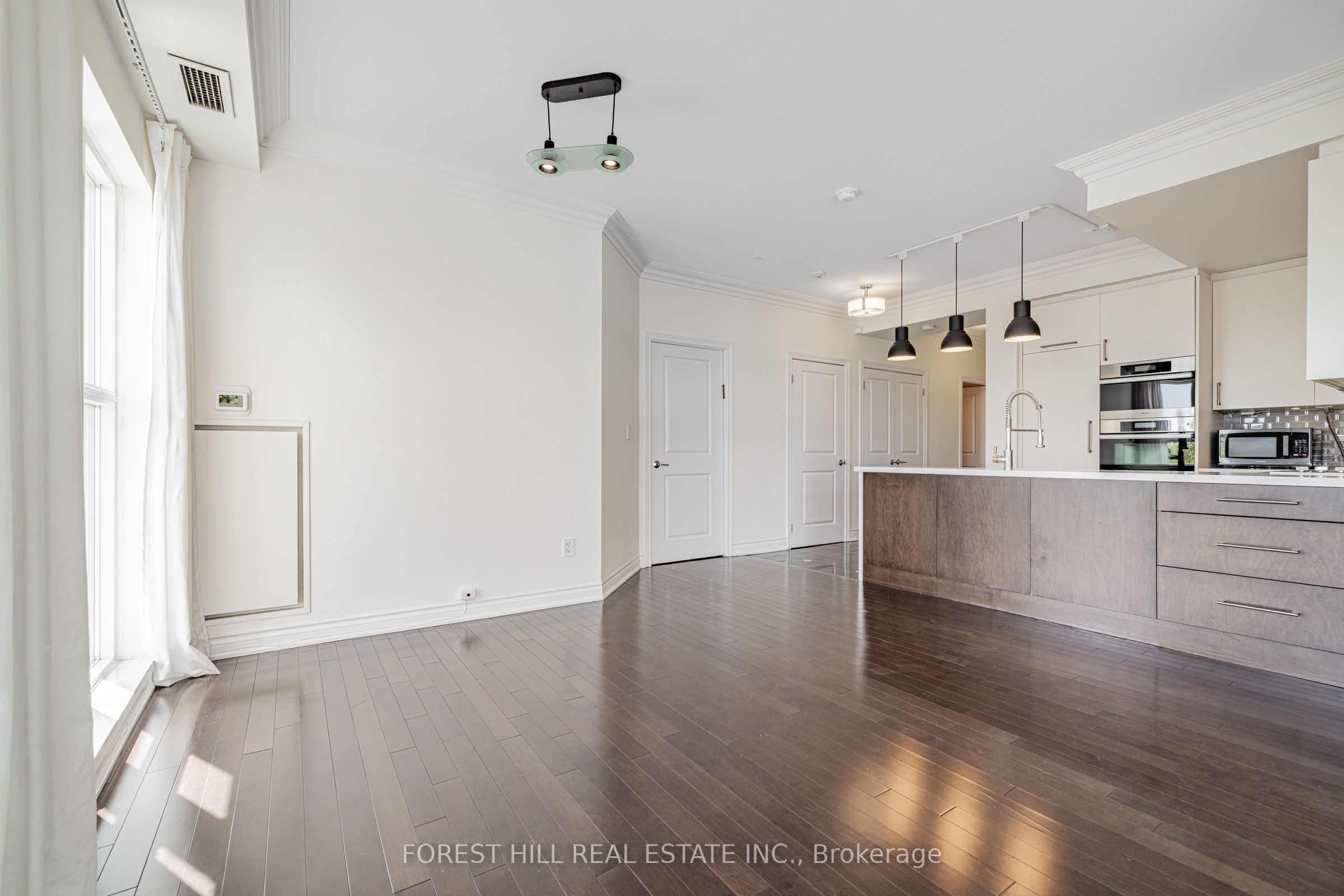 800 Spadina Road, #602