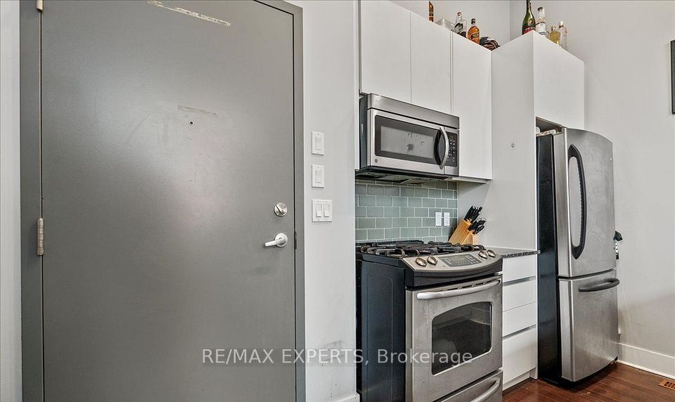 323 Kingston Road 101