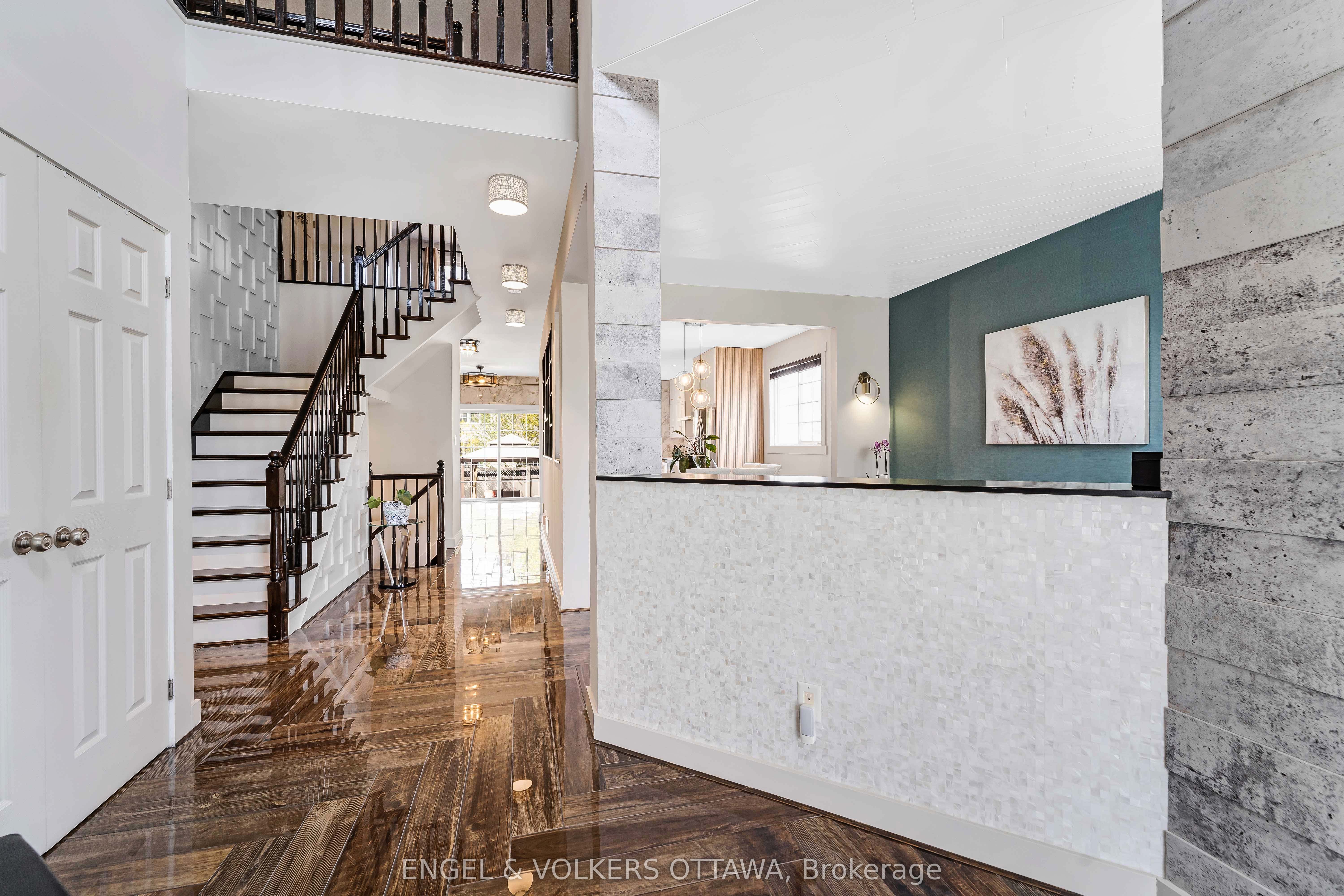 341 SHADEHILL Crescent