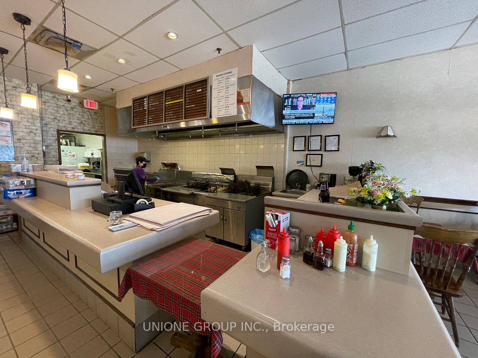 1250 Eglinton
