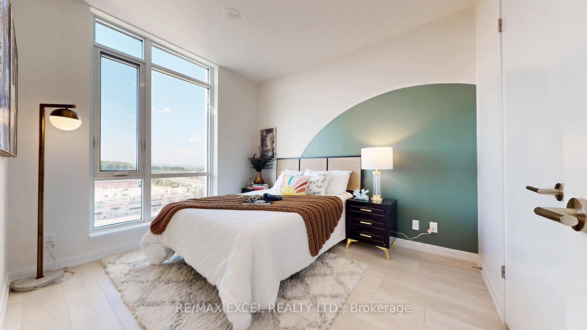 1 Bedroom Condo at 8 Beverley Glen, Vaughan For sale