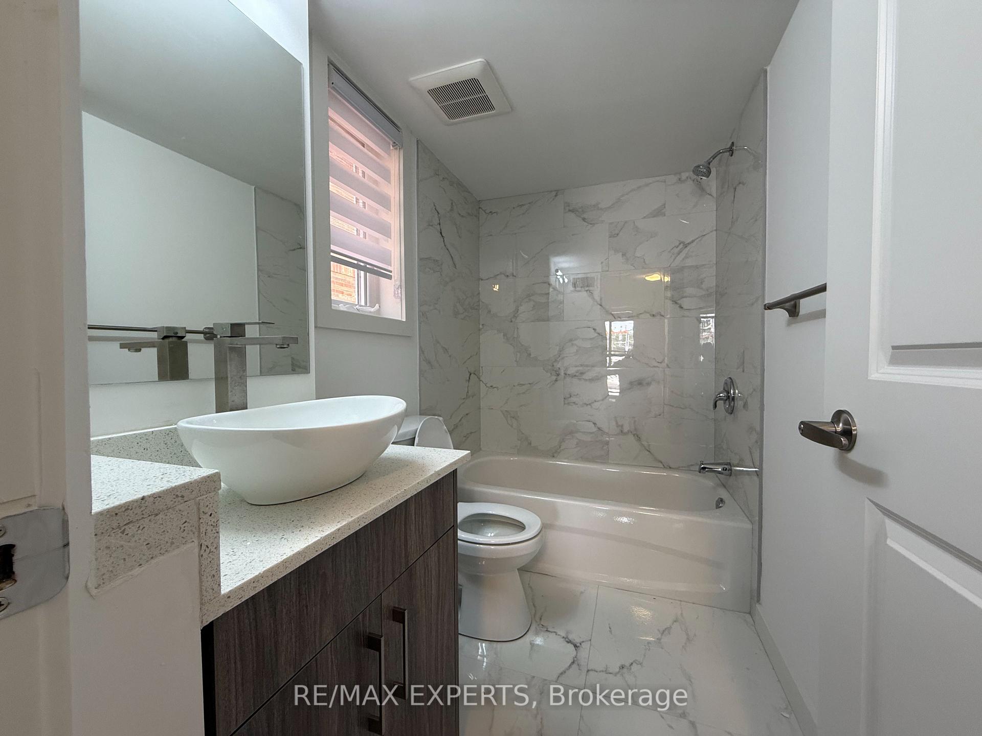 1 Bedroom Condo at 45 Connaught, Toronto For sale