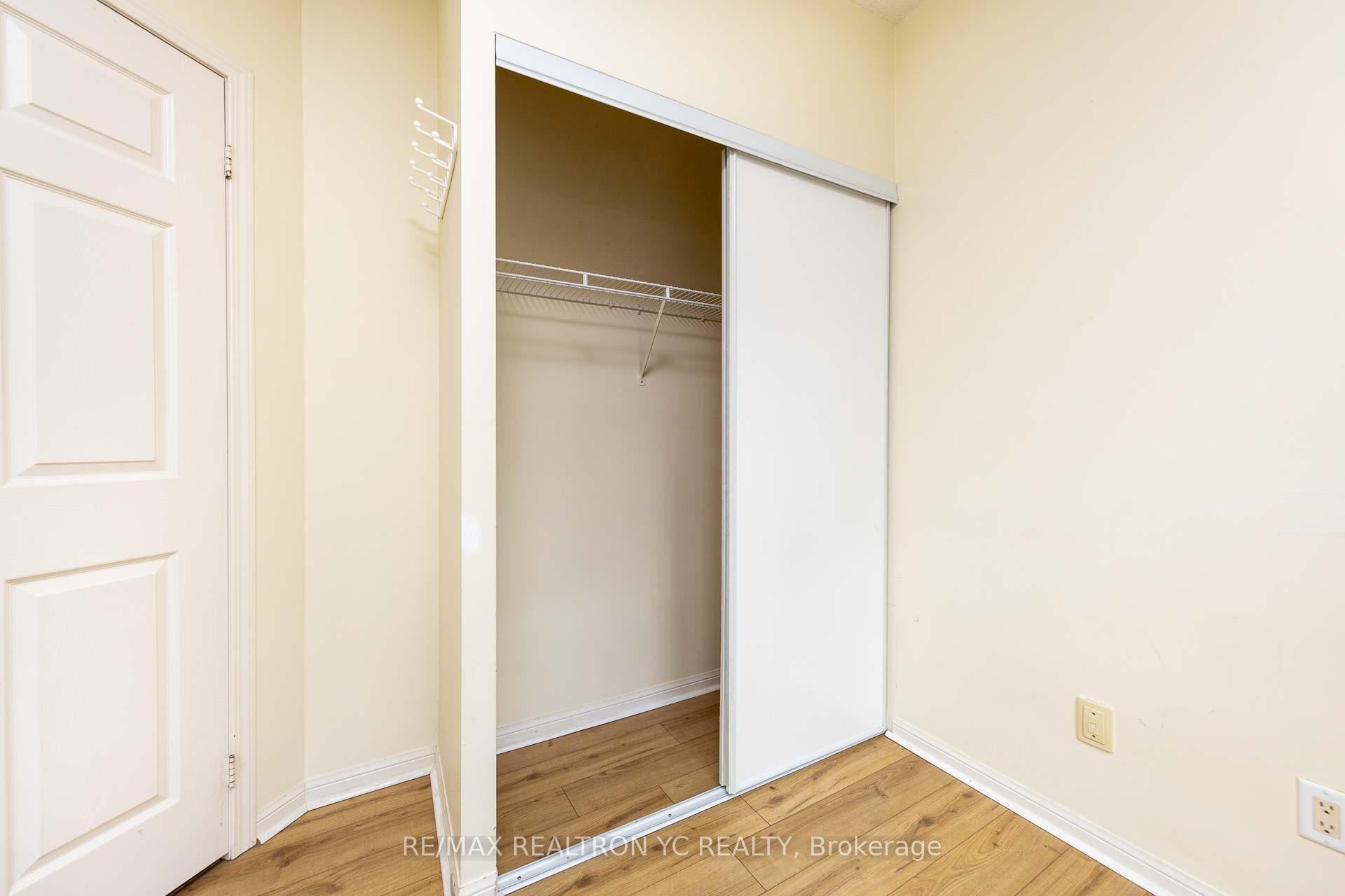 2 Bedrooms Condo at 5940 Yonge,  Toronto For sale
