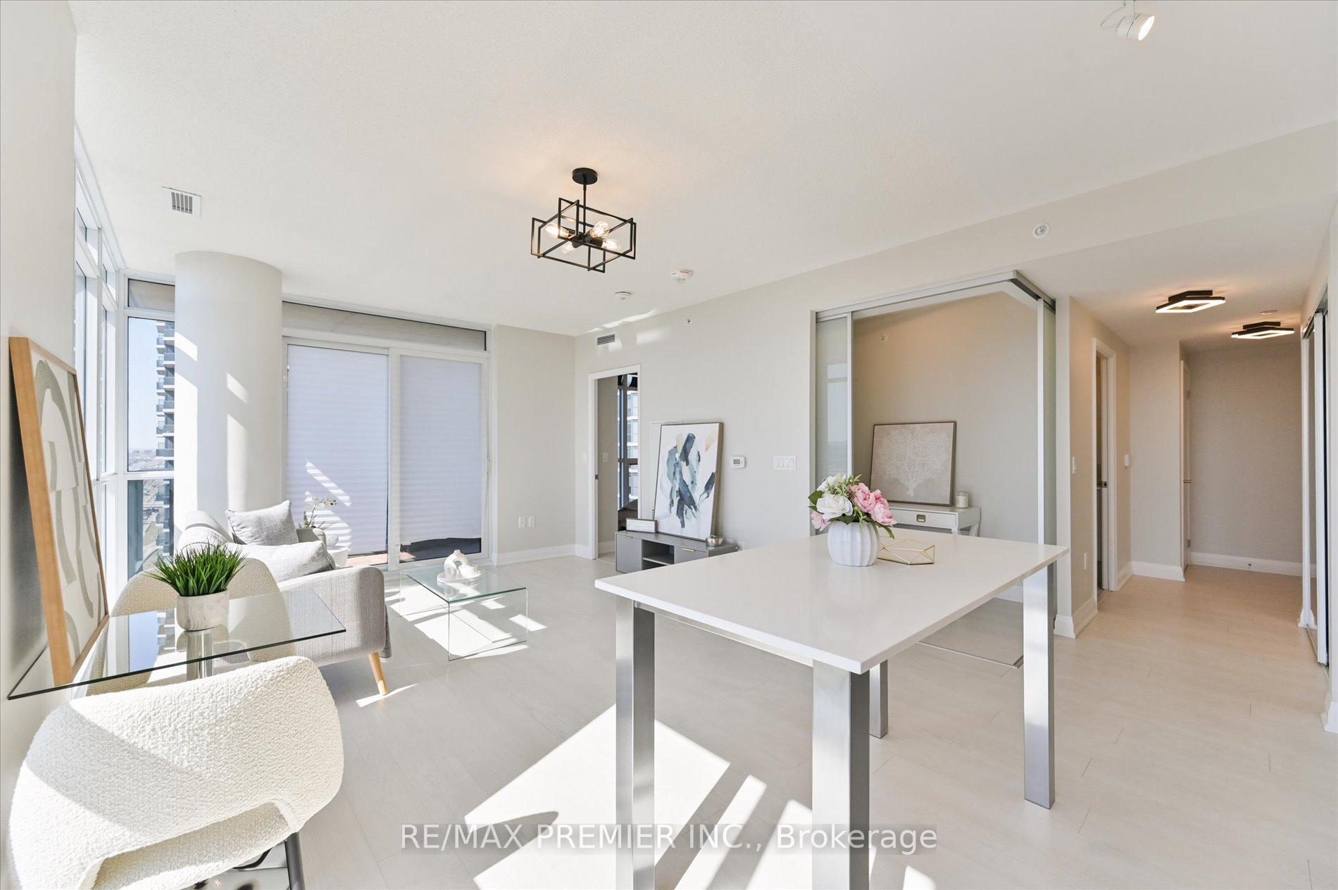 2 Bedrooms Condo at 30 Gibbs,  Toronto For sale