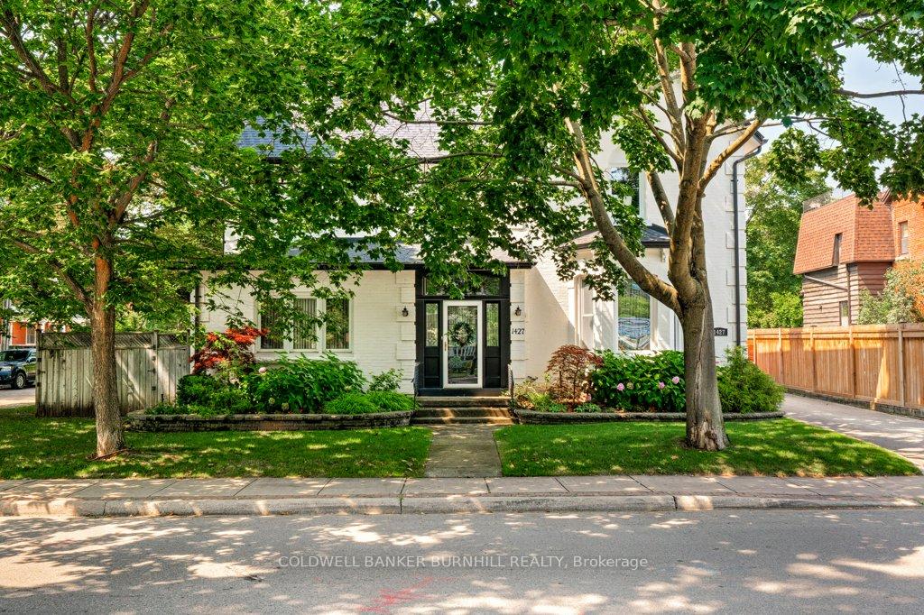 1427 Ontario Street, Burlington, ON L7S 1G5