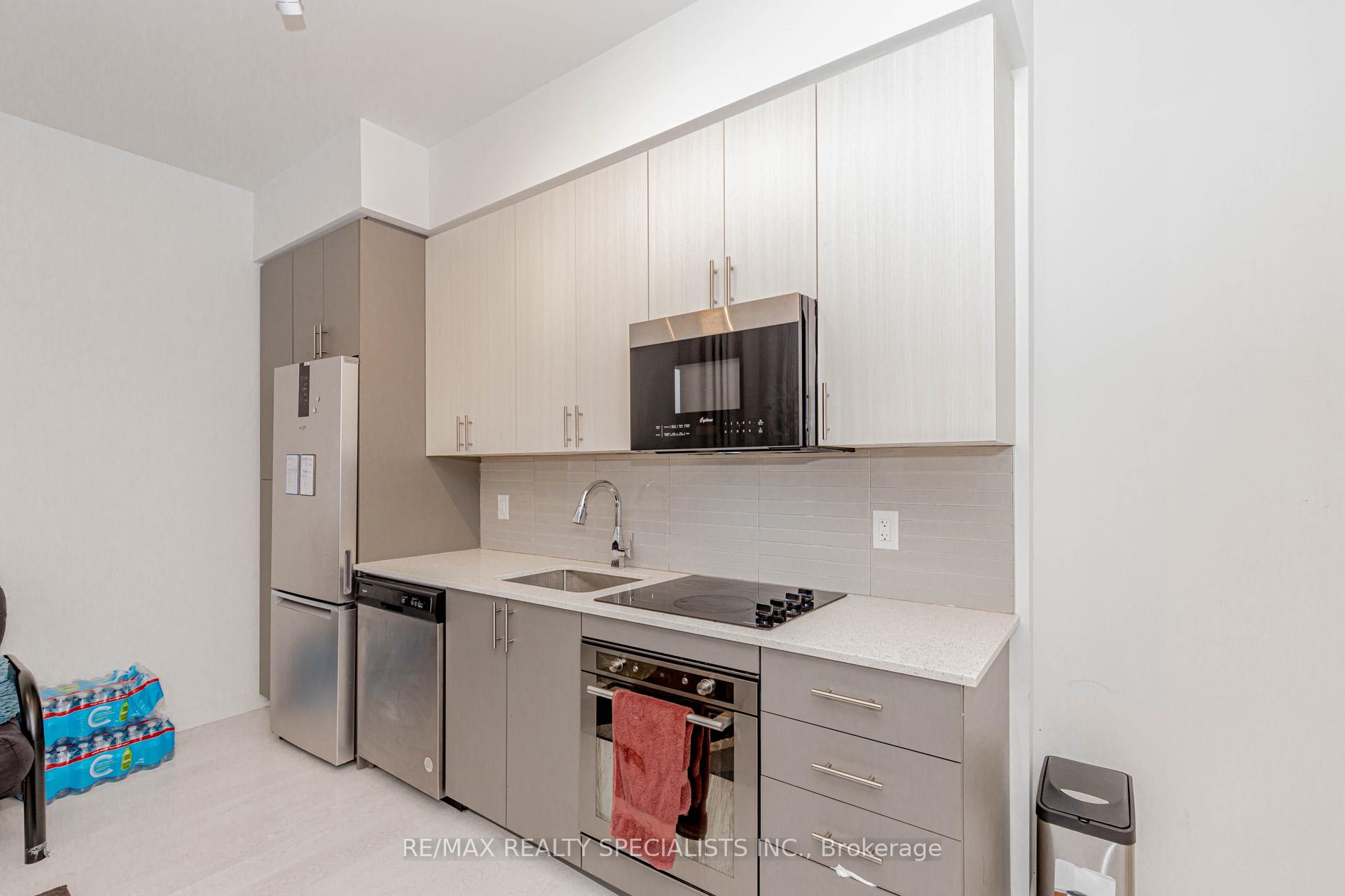 1 Bedroom Condo at 415 Main,  Hamilton For sale