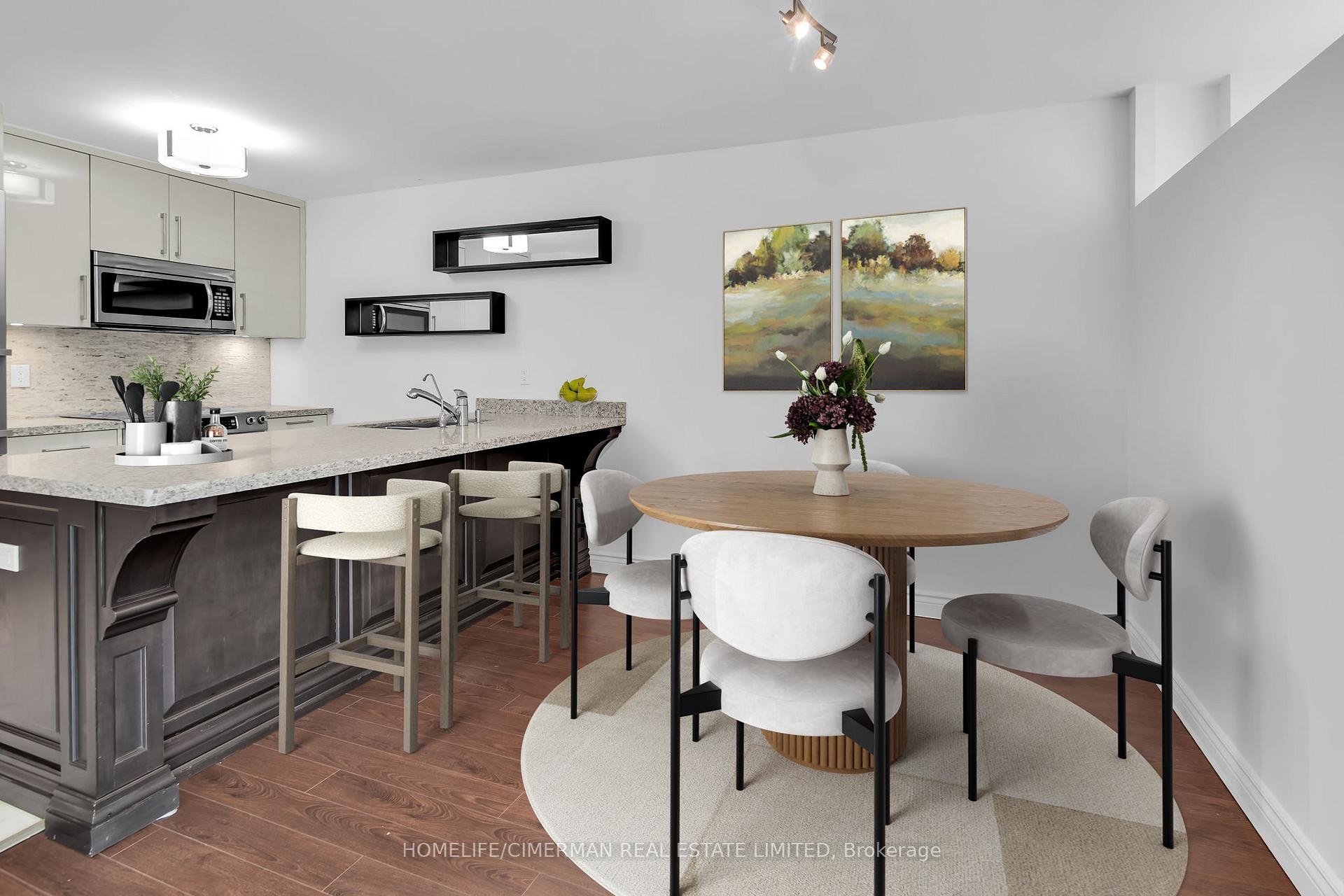 3 Bedrooms Condo at 10 Queens Quay, Toronto For sale