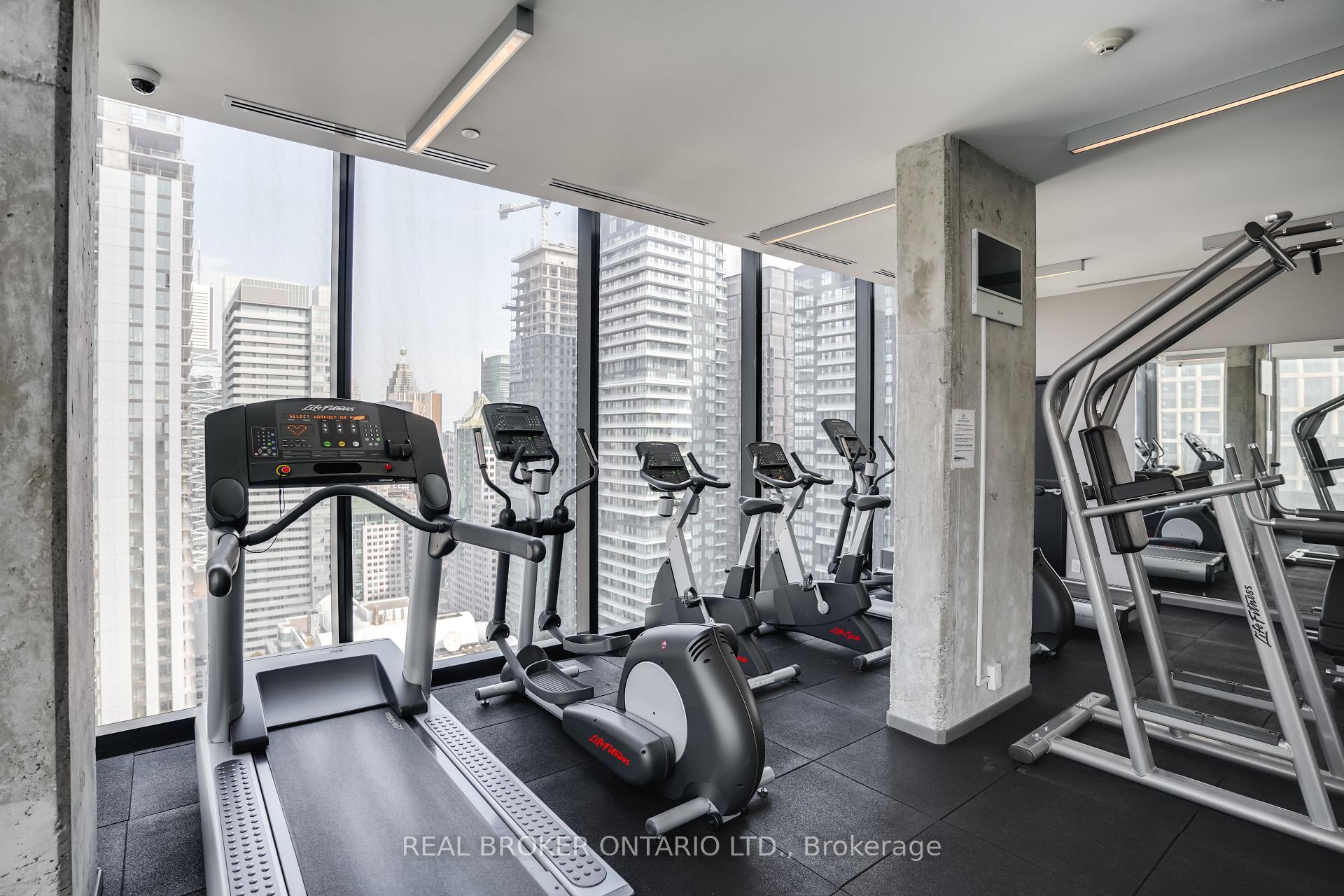 1 Bedroom Condo at 11 Charlotte,  Toronto For sale