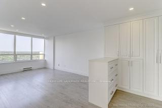 2 Bedrooms Condo at 175 Bamburgh, Toronto For sale