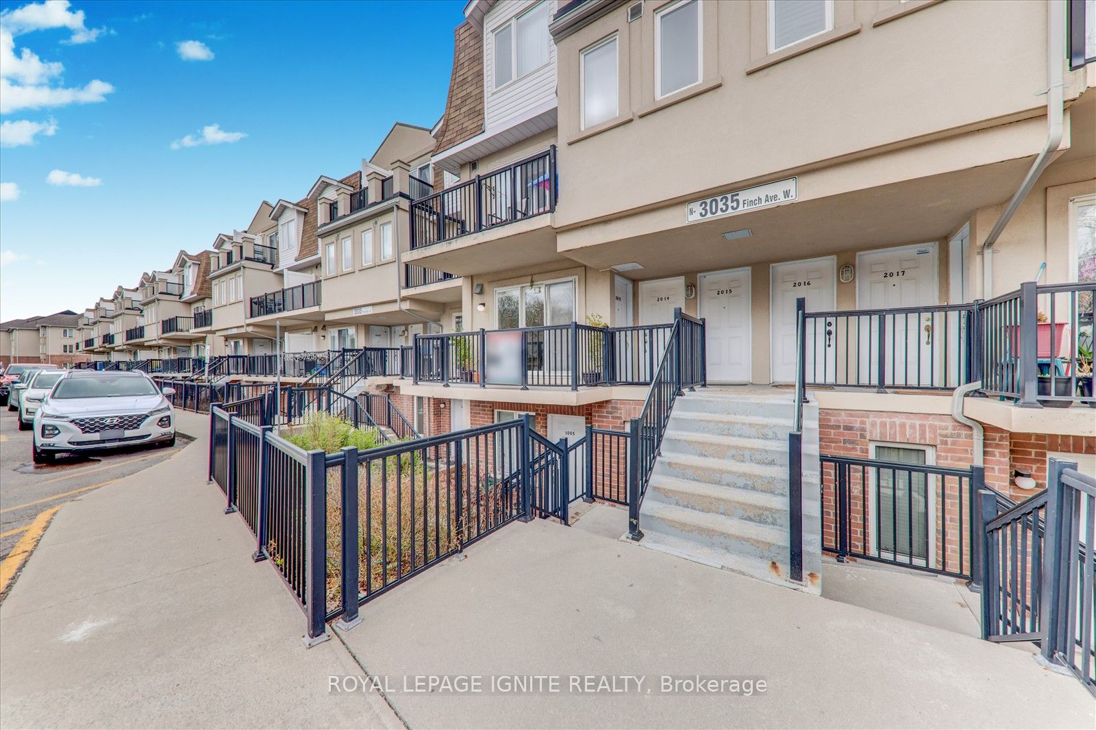 3035 Finch Avenue, #2013