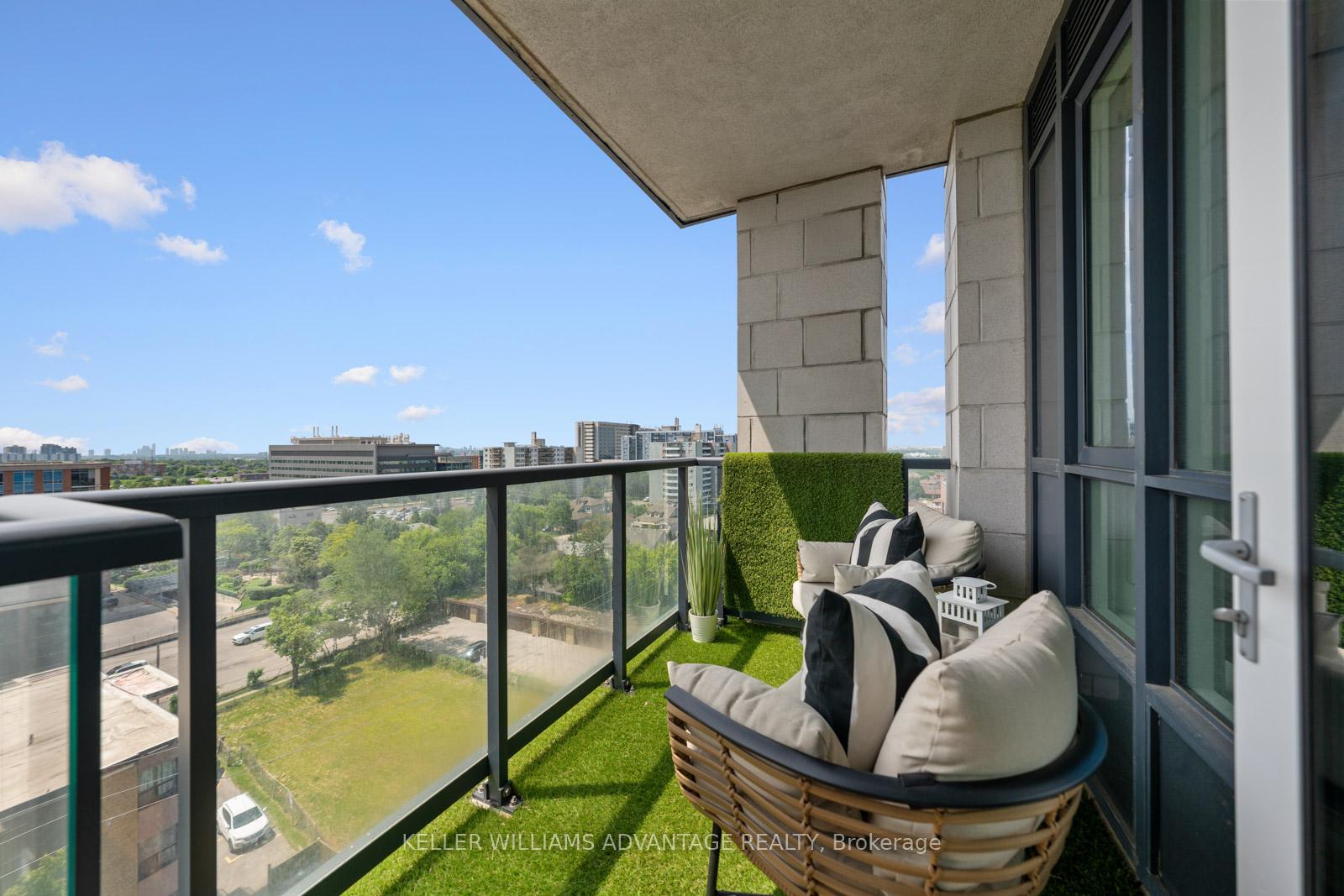 2 Bedrooms Condo at 2800 Keele, Toronto For sale