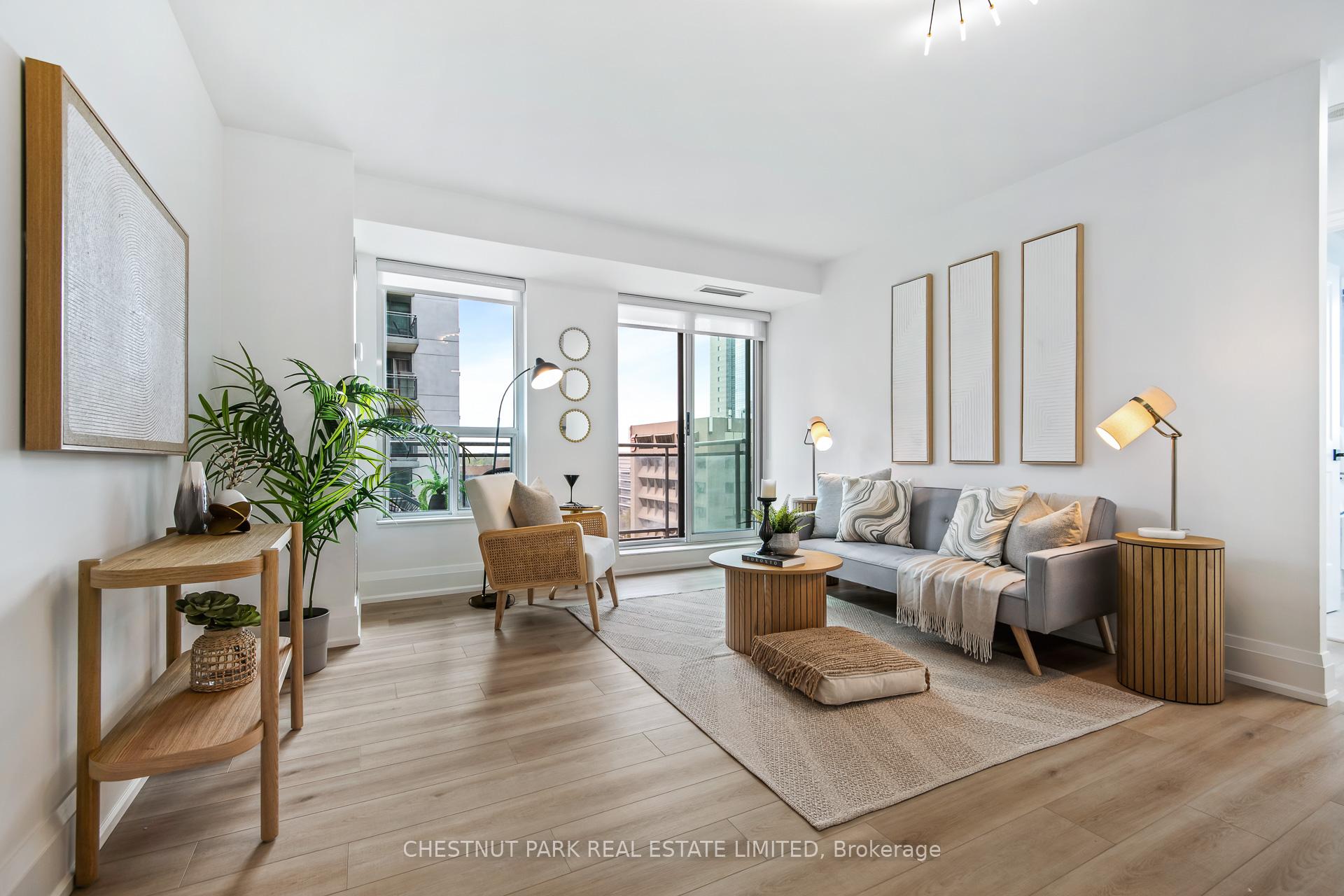 3 Bedrooms Condo at 188 Doris, Toronto For sale