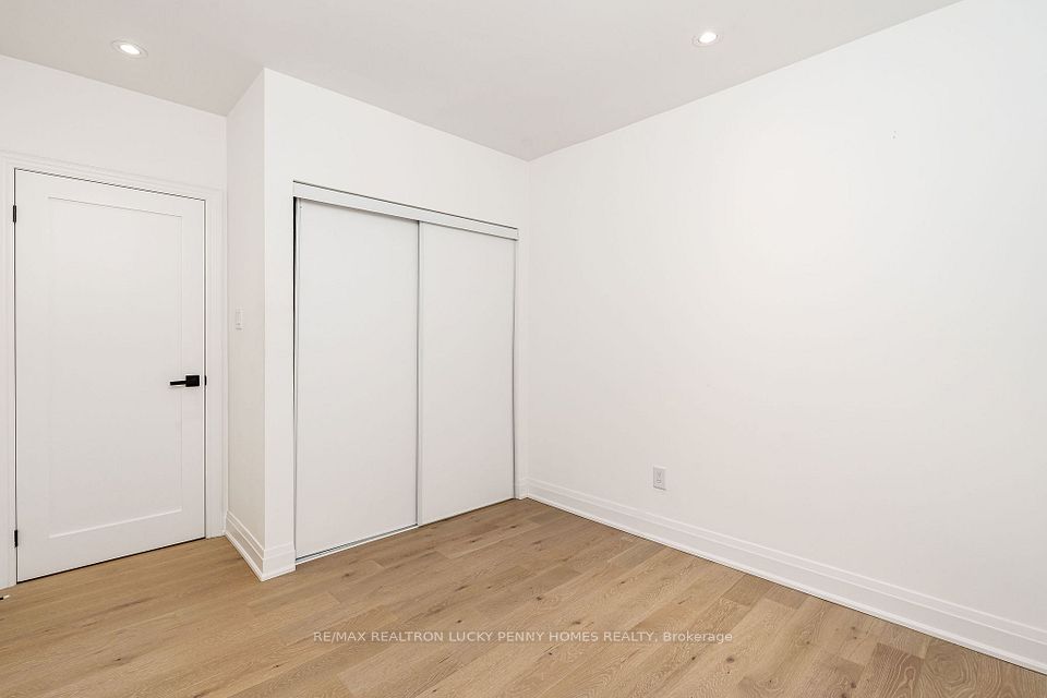 https://trreb-image.ampre.ca/9dMNM7Fsh8zbafPkLNUUaEGrK9-qOUwyHk1VEau2U0Q/rs:fit:960:960/wm:.5:so:0:50:.4/wmsh:10/wmt:PHNwYW4gZm9yZWdyb3VuZD0nd2hpdGUnIGZvbnQ9JzY4Jz5SRS9NQVggUkVBTFRST04gTFVDS1kgUEVOTlkgSE9NRVMgUkVBTFRZLCBCcm9rZXJhZ2U8L3NwYW4-/L3RycmViL2xpc3RpbmdzLzQwLzc5LzgzLzA2L3AvZDg3NTZmMjUtYzFlMC00MWJiLTllMjAtYzIyYTgxYzQyMjA0LmpwZw.jpg