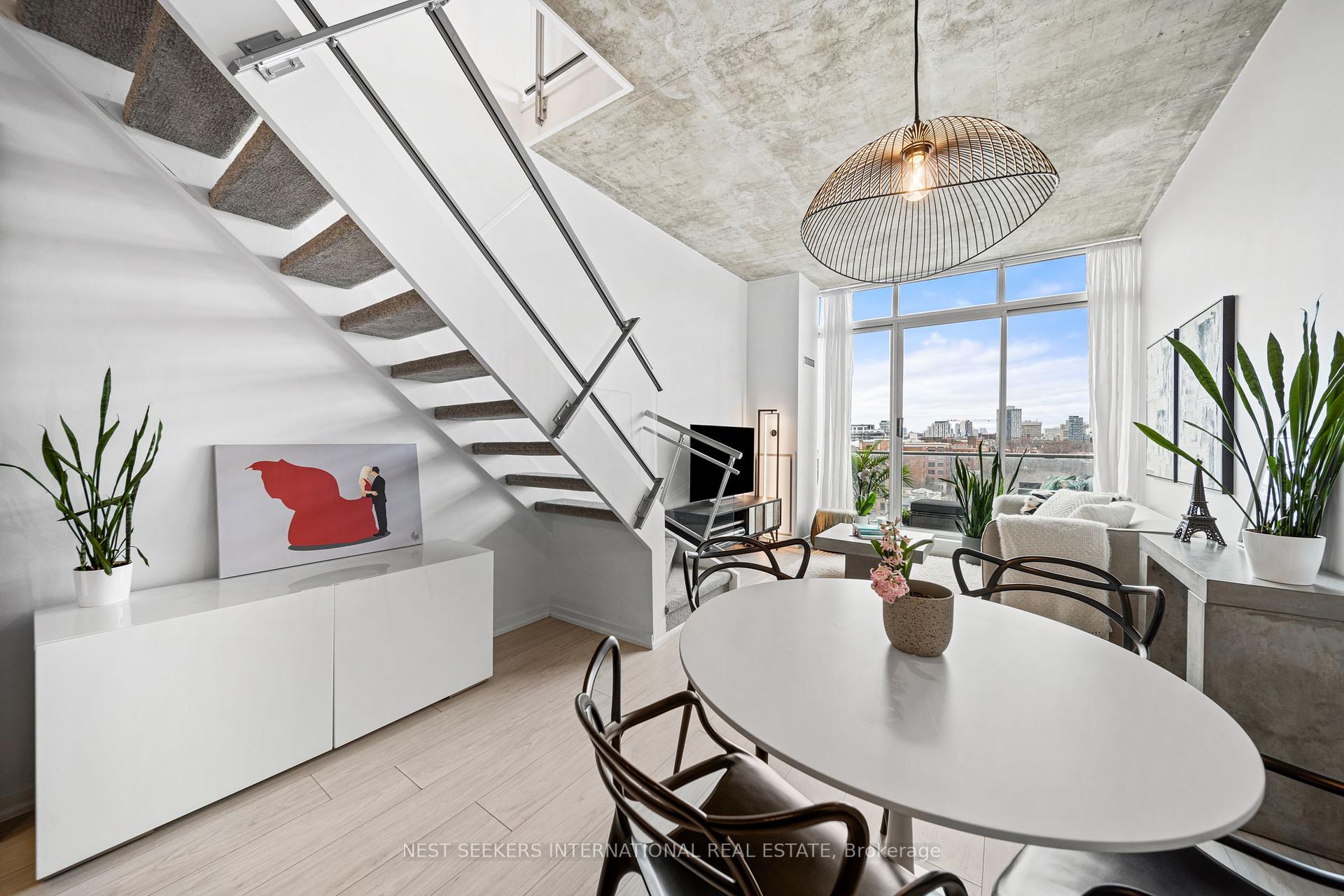 2 Bedrooms Condo at 388 Richmond, Toronto For sale