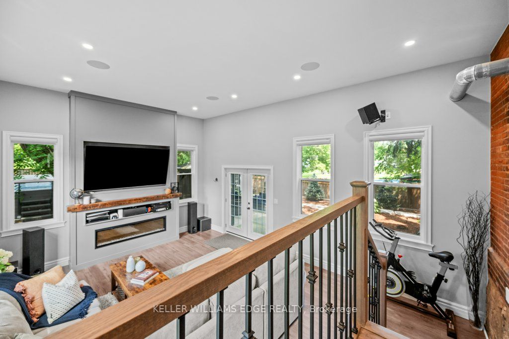 89 Lynden Rd Road