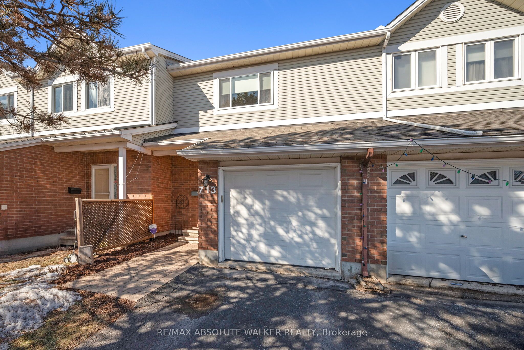 713 Hancock Crescent, OrleansCumberlandandArea, ON K4A 3M9