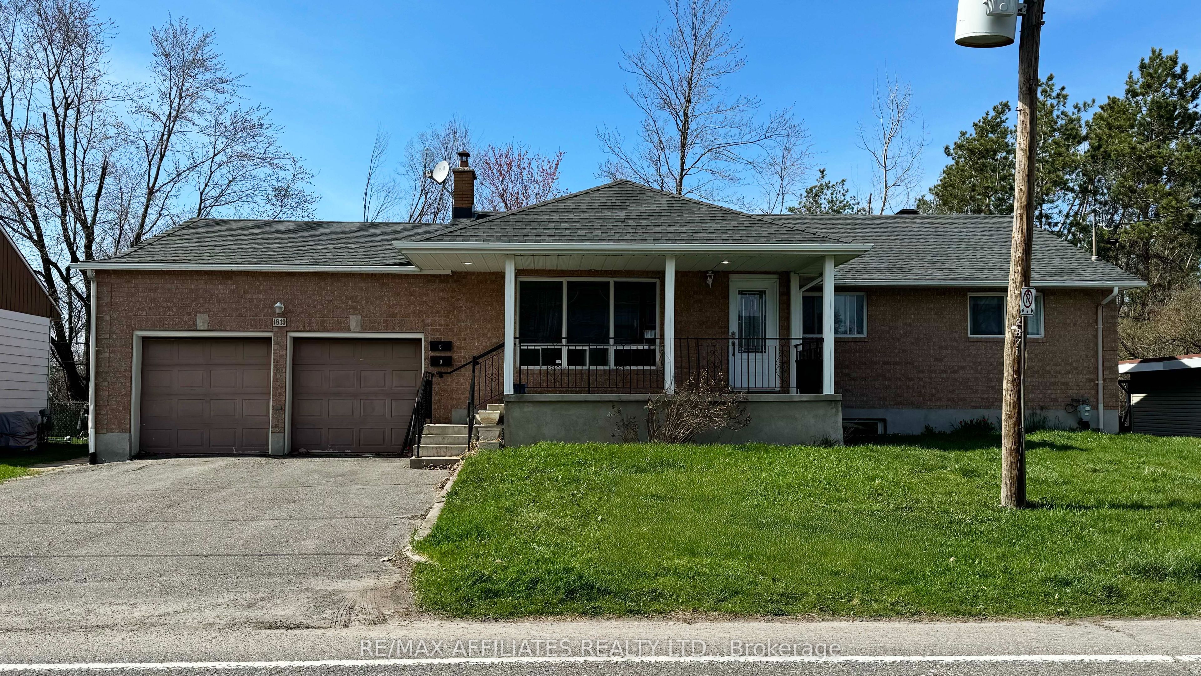 1819 Rosebella Avenue, BlossomParkAirportandArea, ON K1T 1G4