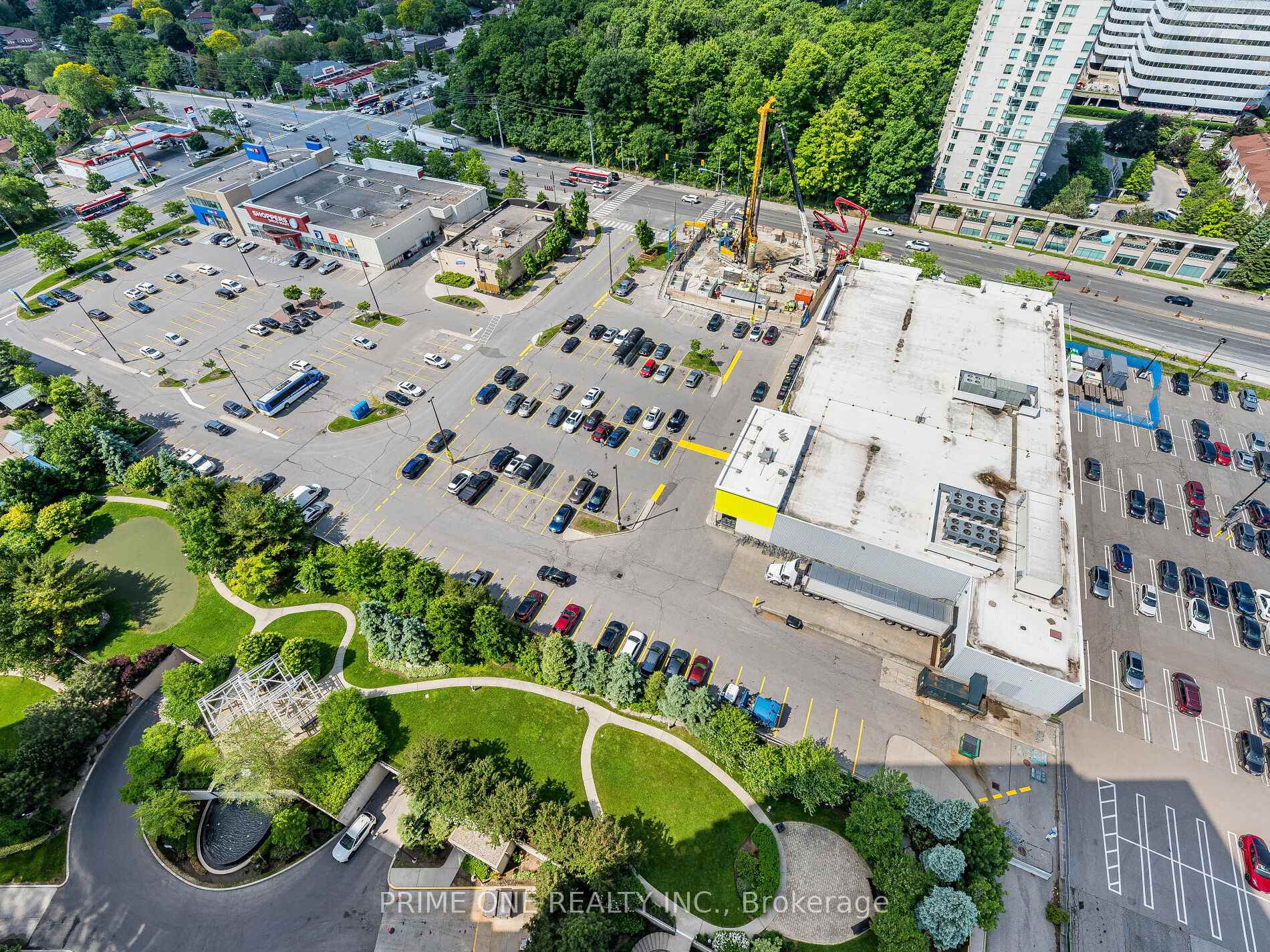 2 Bedrooms Condo at 88 Grangeway, Toronto For sale