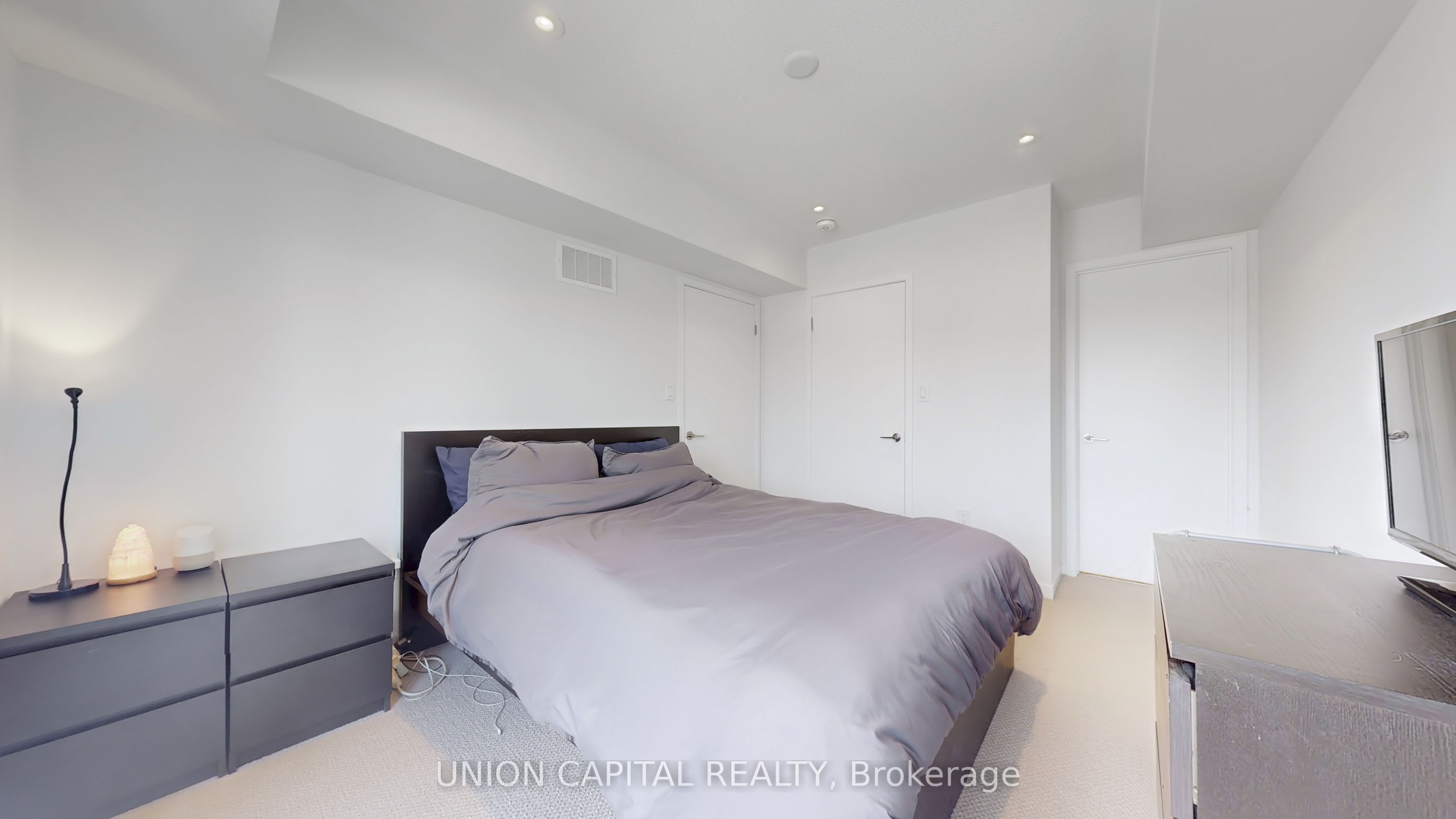 15 William Jackson Way, #23