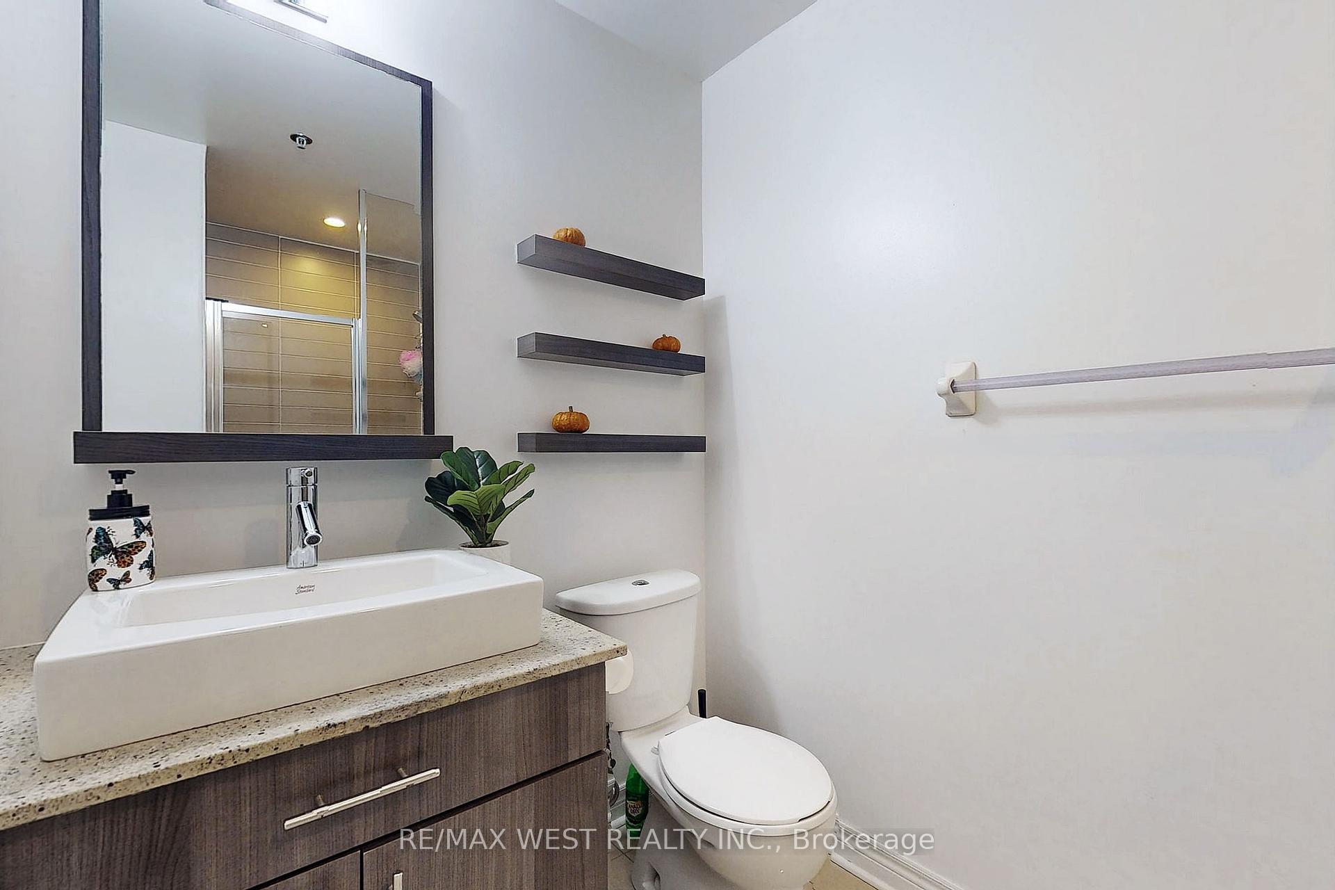 1 Bedroom Condo at 2756 Old Leslie, Toronto For sale