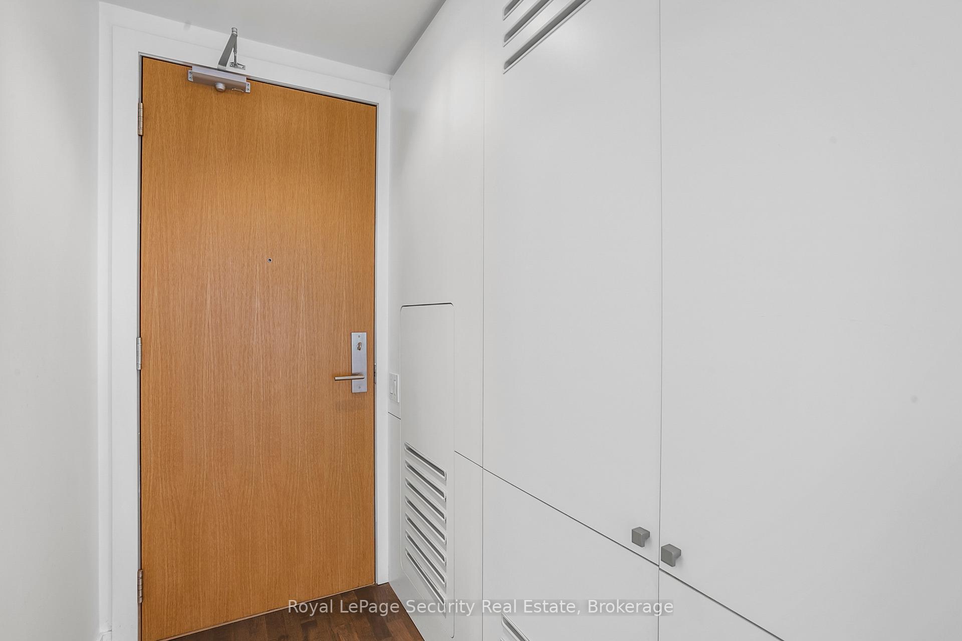 1 Bedroom Condo at 629 King, Toronto For sale